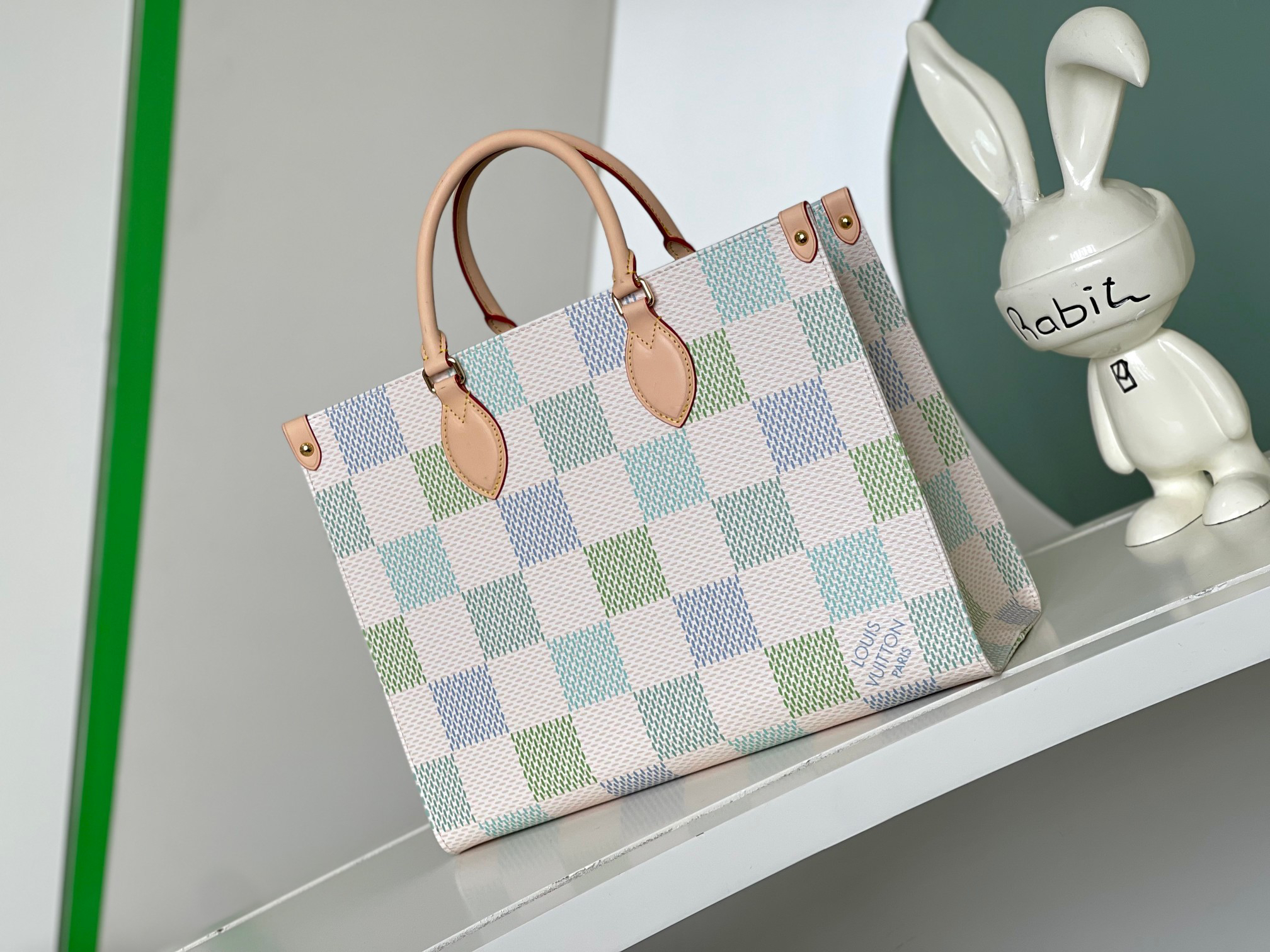 Louis Vuitton OnTheGo Medium Tote Bag in Monogram Checkerboard Canvas - Image 3