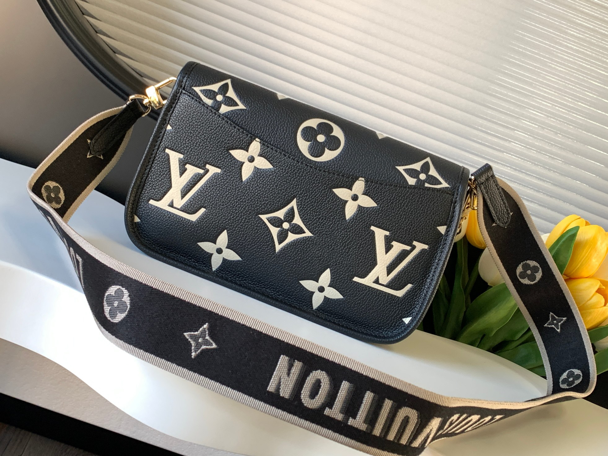 Louis Vuitton Diane Handbag in Monogram Empreinte Leather - Image 3