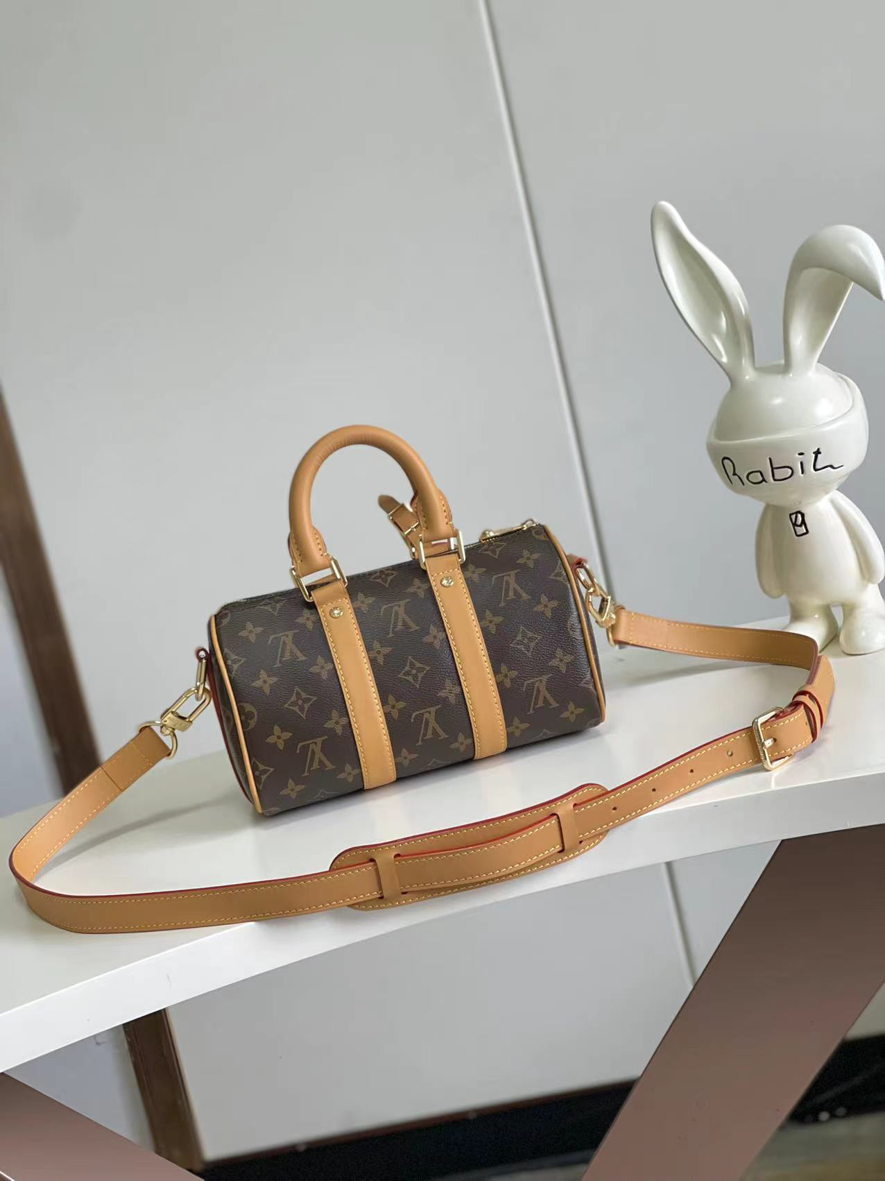 Keepall Bandoulière 25 Monogram Canvas and Leather Crossbody Bag - Image 3