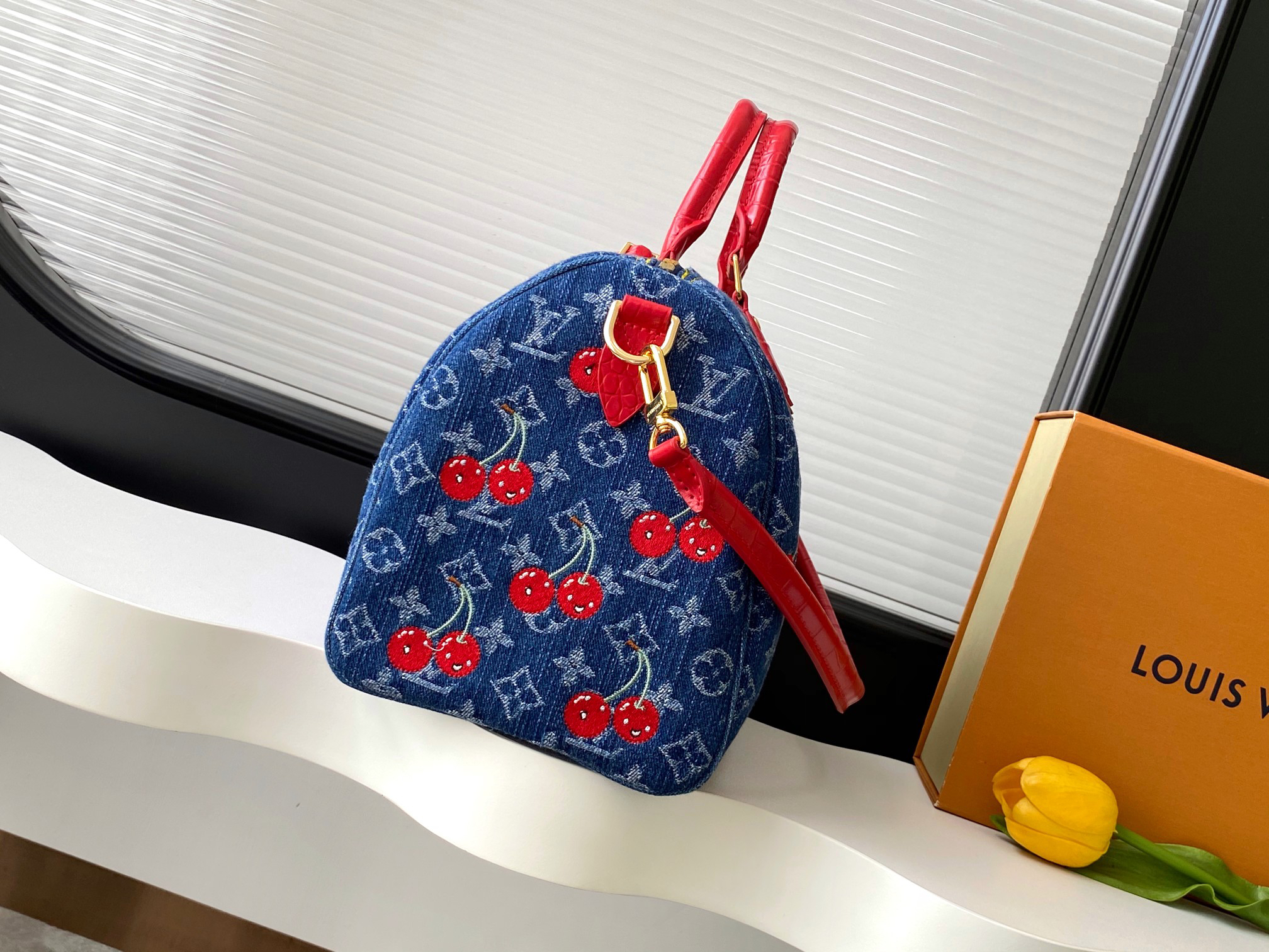 Louis Vuitton Speedy Soft 30 Monogram Denim Handbag - Image 3