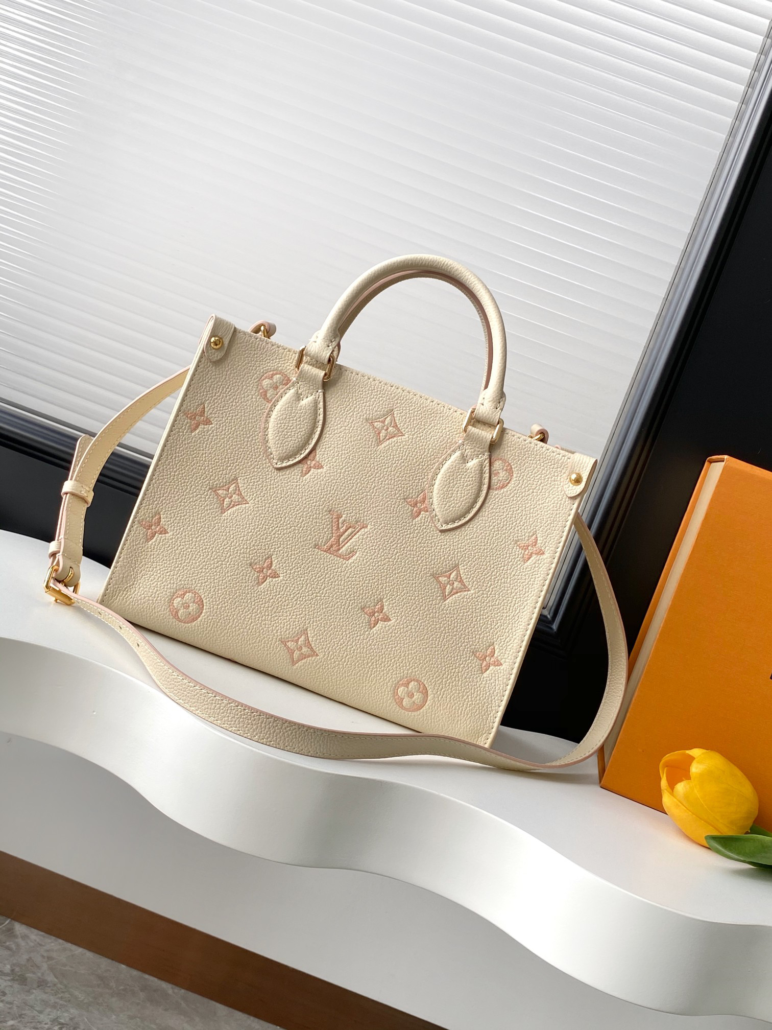 Louis Vuitton OnTheGo Small Tote Bag M14403 in Beige Monogram Empreinte Leather - Image 3