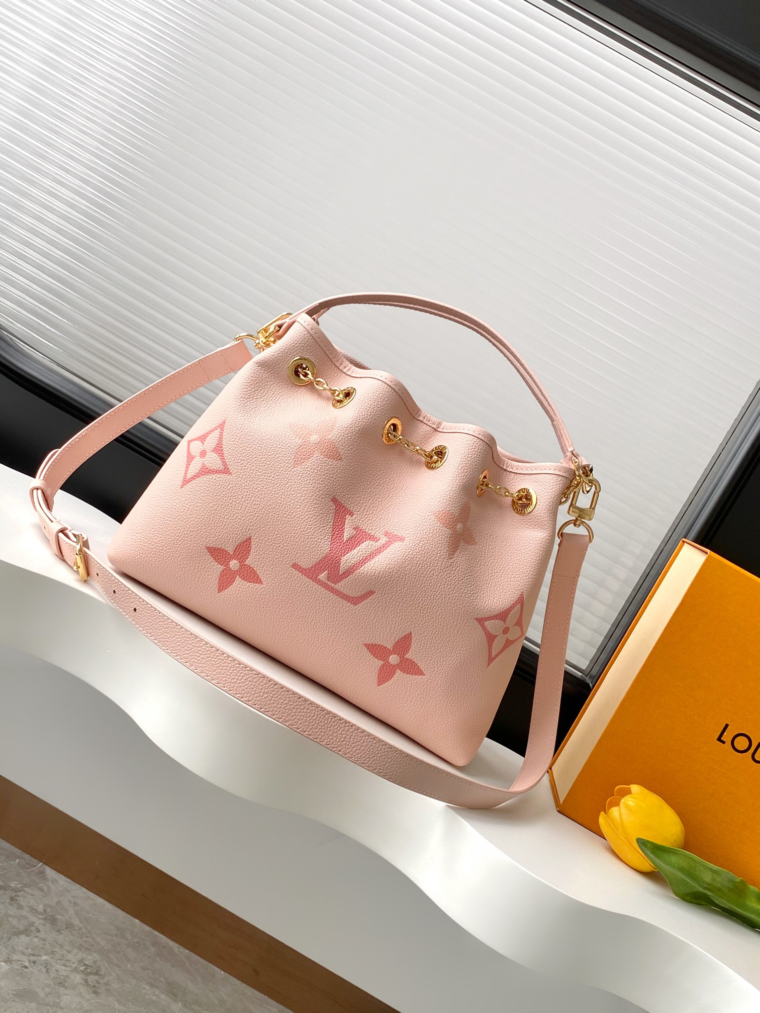Louis Vuitton Monogram Empreinte Leather Handbag M47209 - Image 3