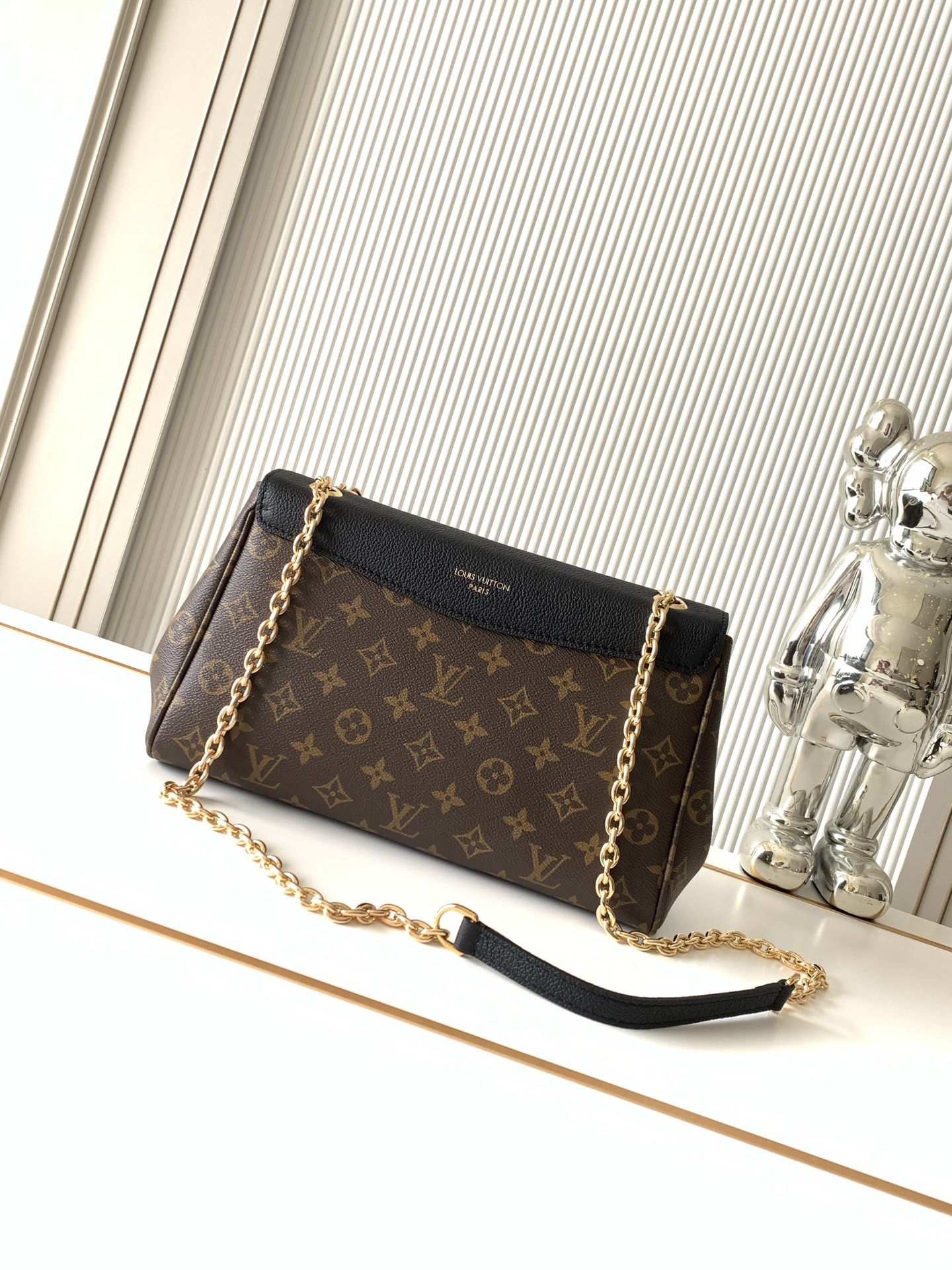 Louis Vuitton Saint-Germain PM Handbag - Image 3