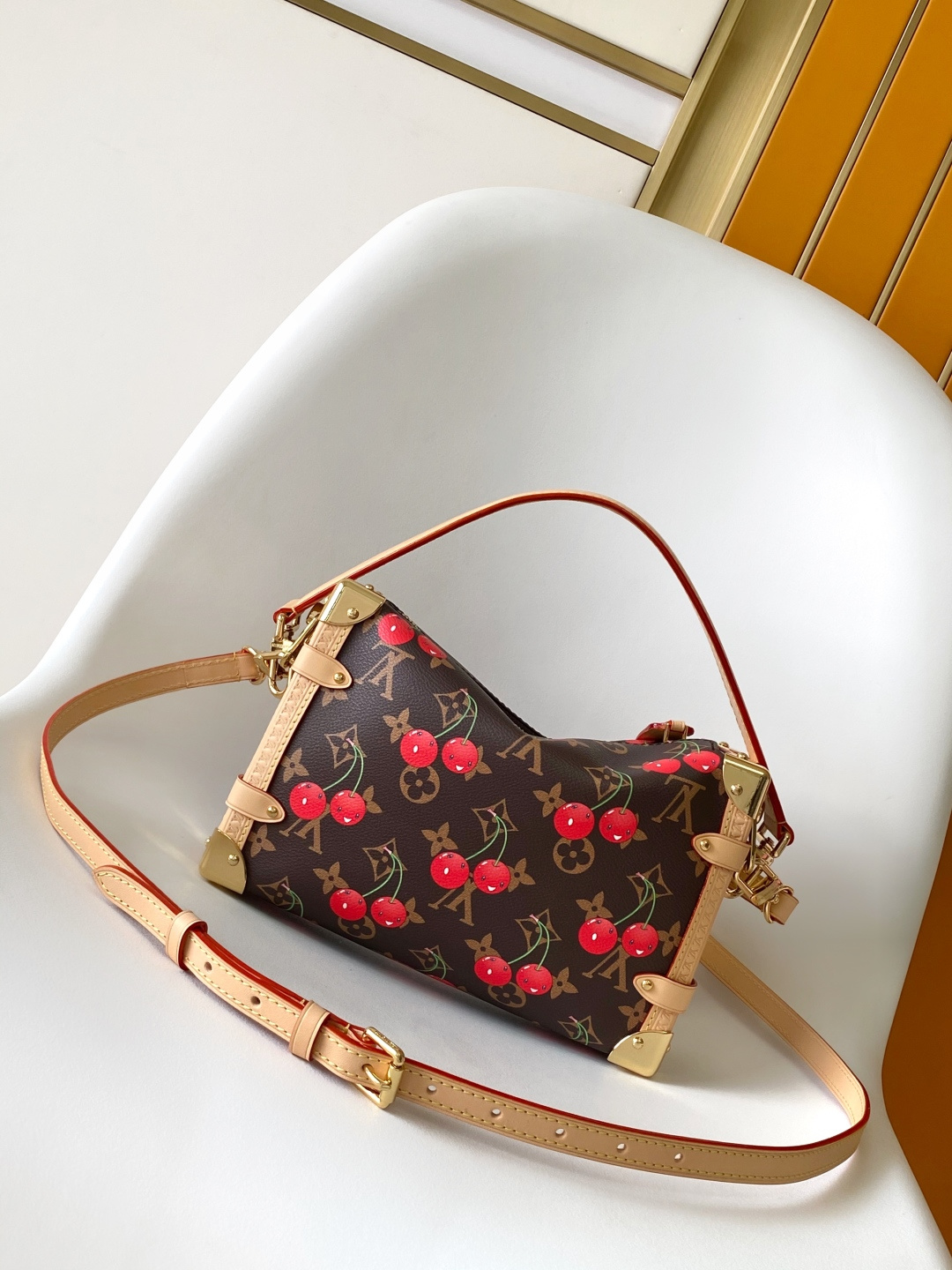 Louis Vuitton Side Trunk MM Handbag in Monogram - Image 3