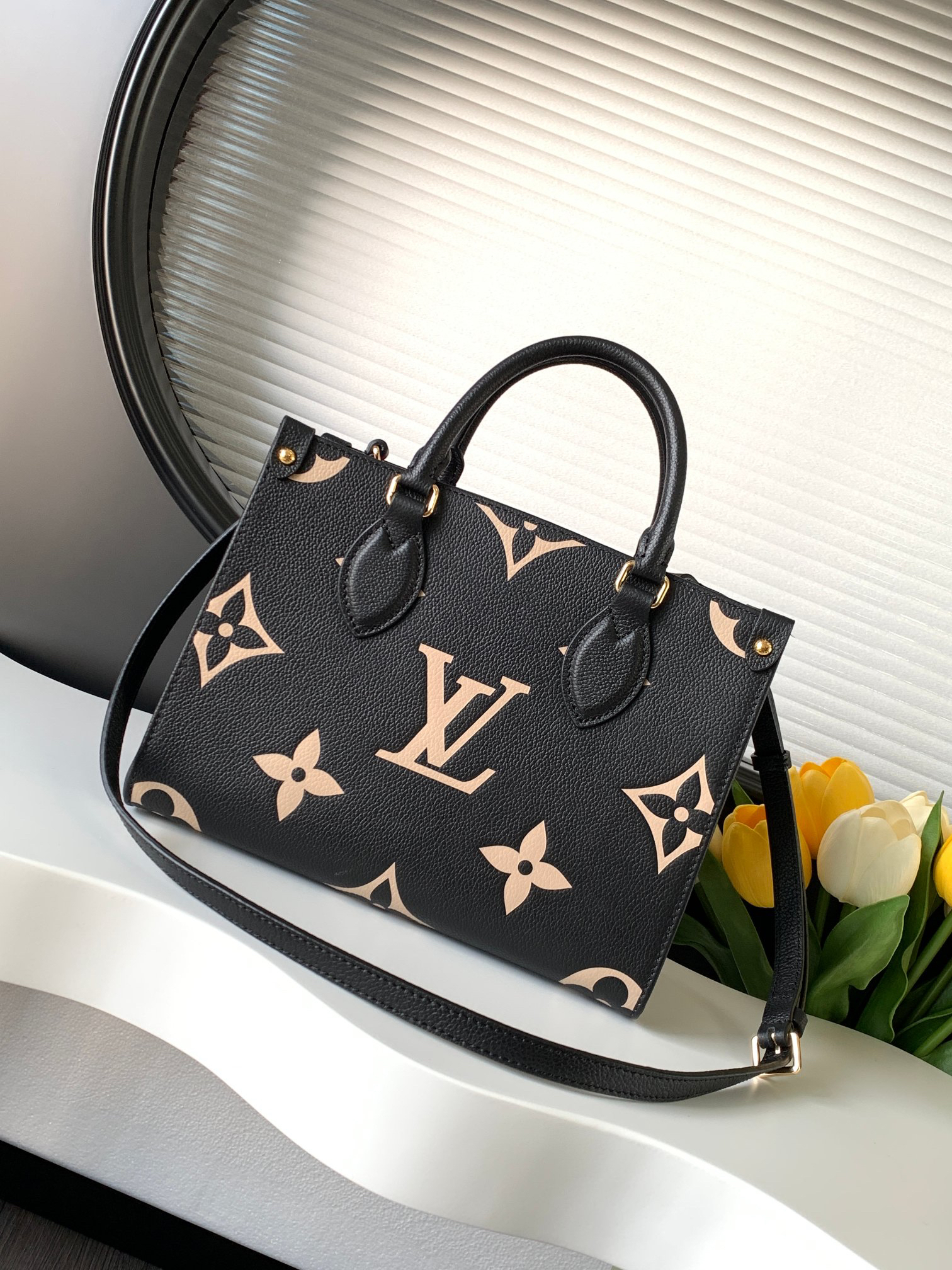 Louis Vuitton OnTheGo Small Tote Bag - Image 3