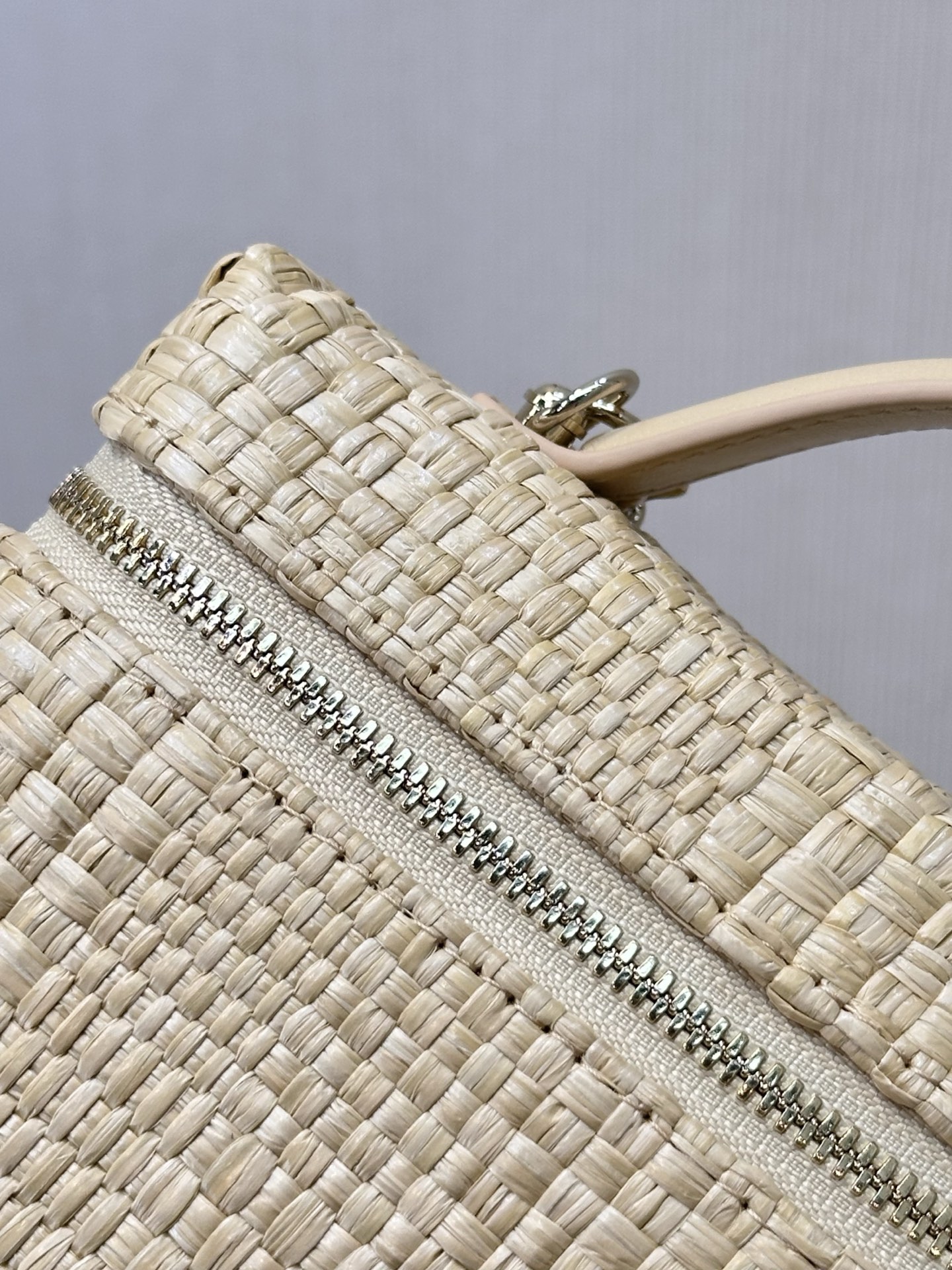 Chanel 26P Woven Box Bag - Image 3