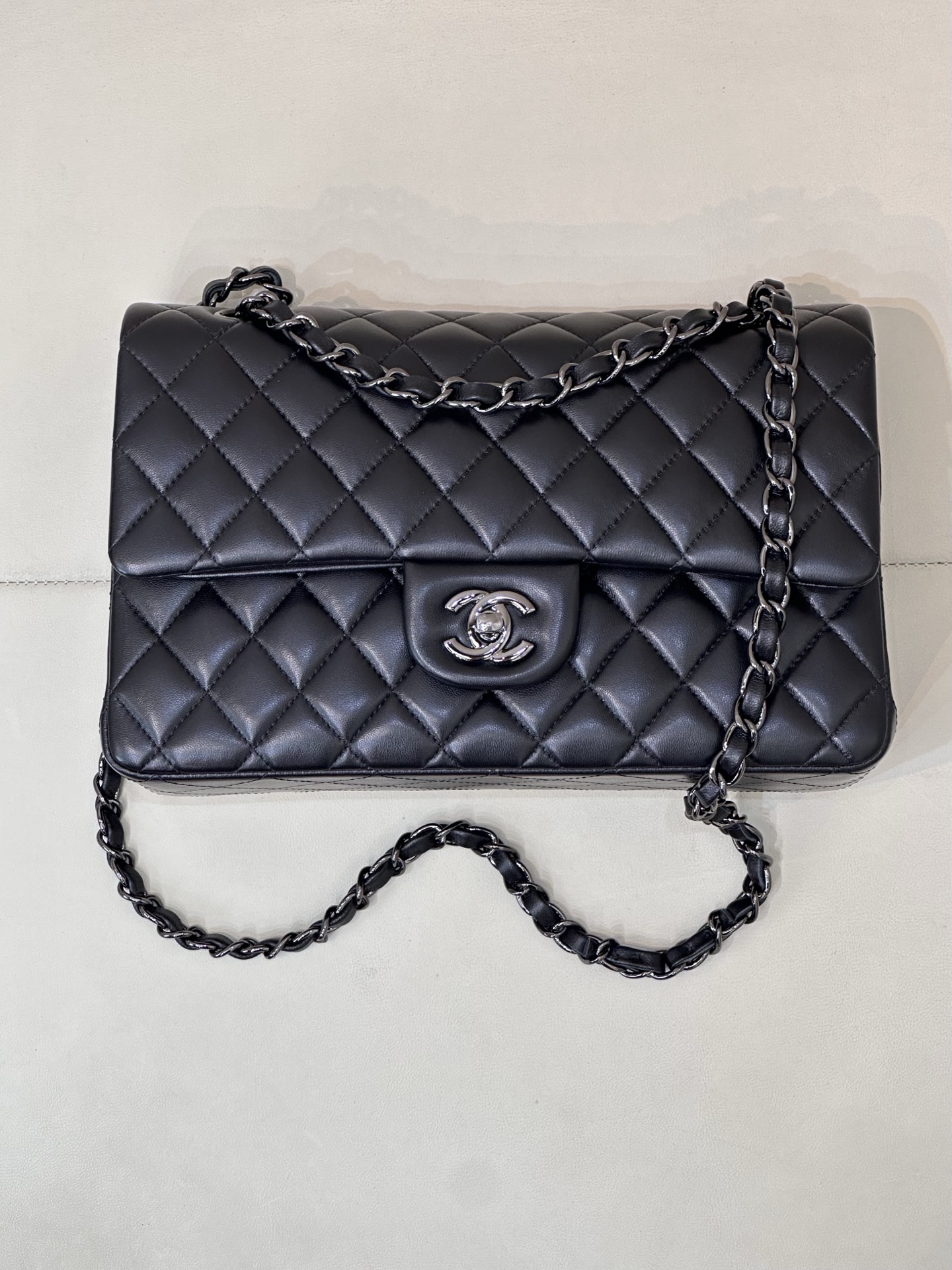 Chanel Classic Flap Style Crossbody Bag - Image 3