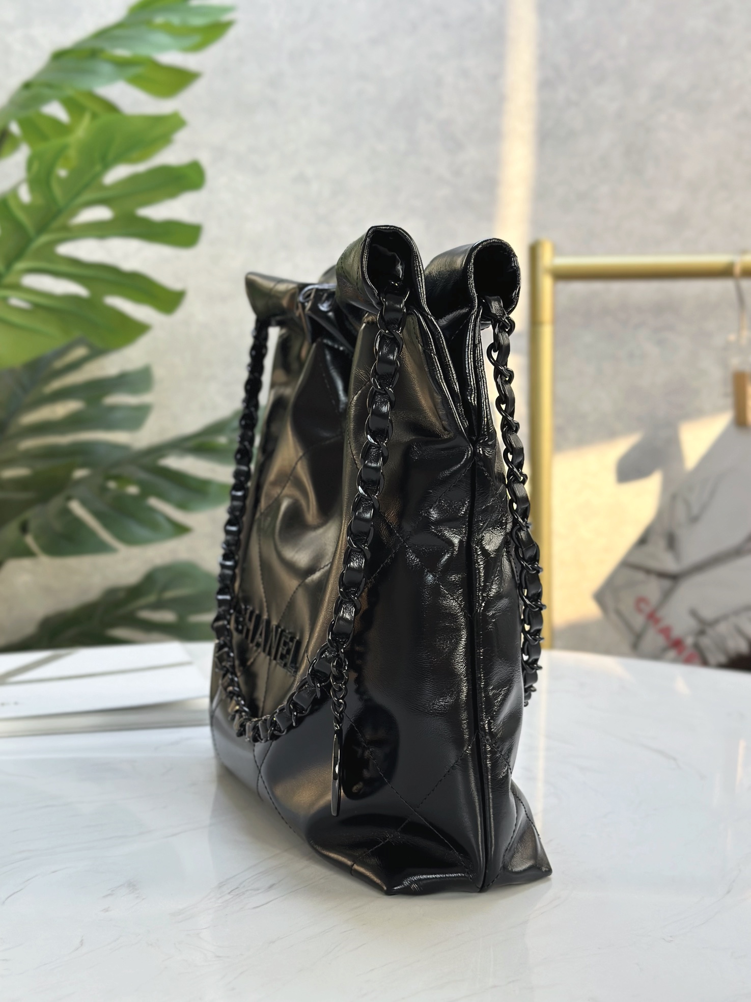 Chanel 22 Shopping Bag - Image 3