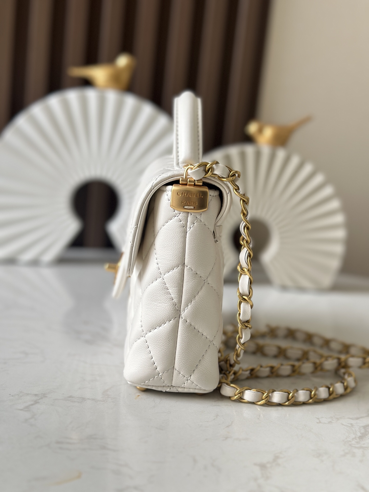 Kelly-Style Handbag in Black and Gold - Image 3