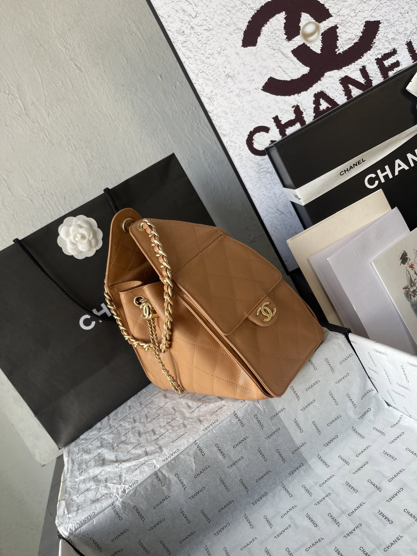 Chanel 25C Small Caviar Leather Hobo Bucket Bag - Image 3