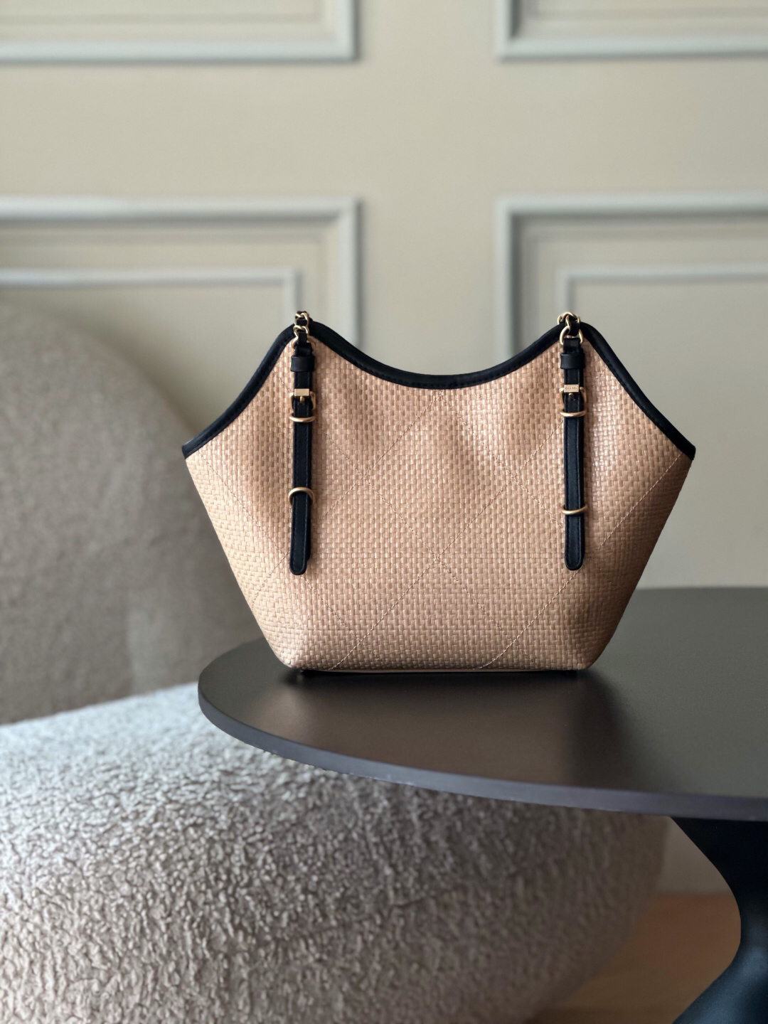 Chanel 25S Maxi Hobo Tote Bag - Image 3