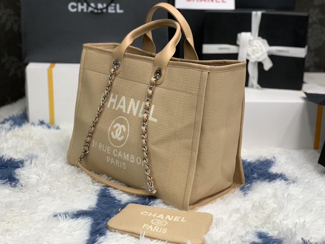 Chanel 2022 Mother and Daughter Beach Denim Canvas Tote Bag - Image 3