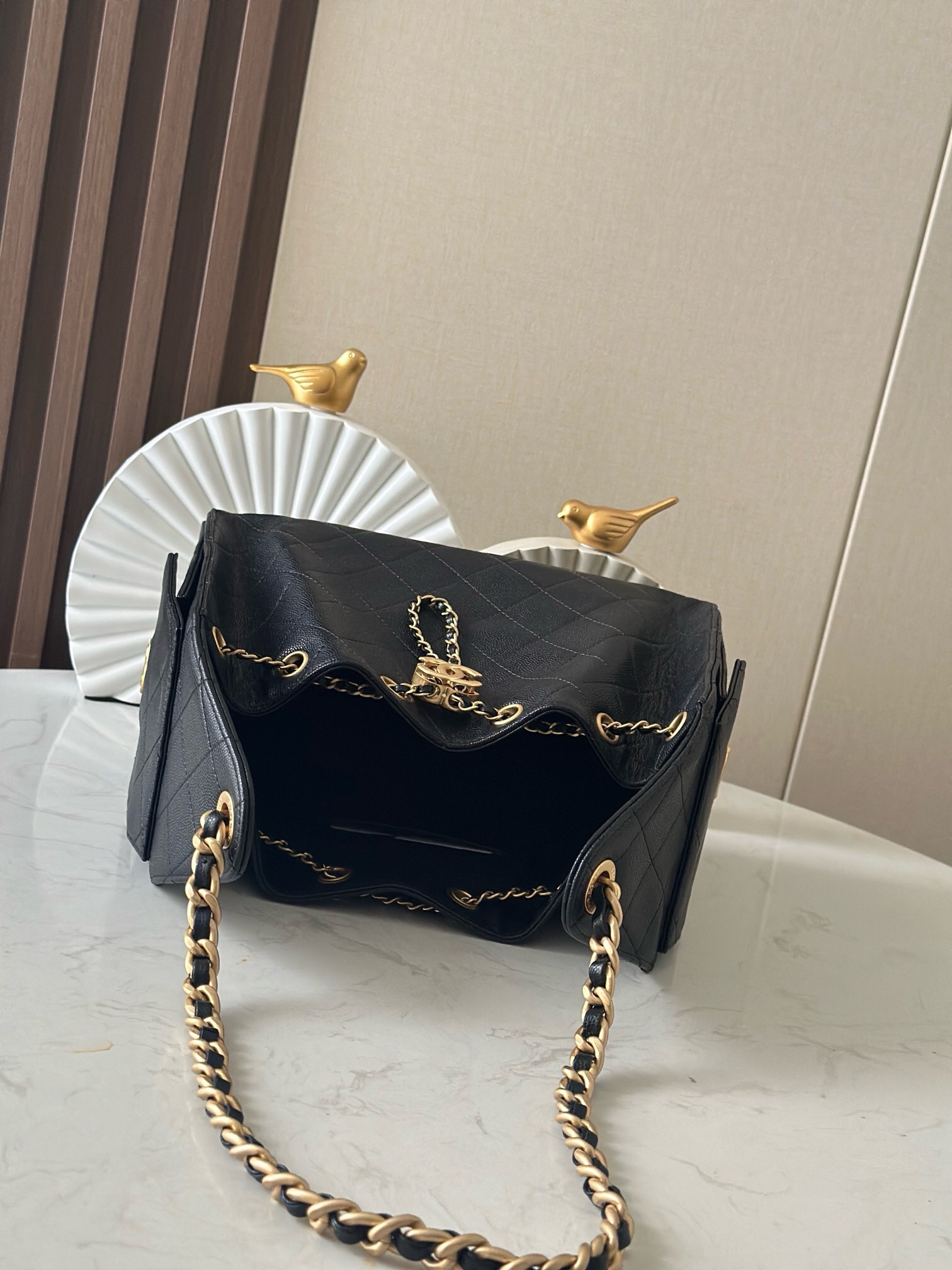 Chanel 25C Quilted Leather Hobo Shoulder Bag - Image 3