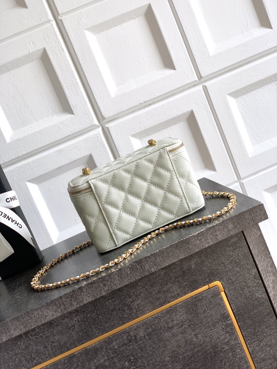 Chanel 26C Chain Crossbody Box Bag AP5039 - Image 3