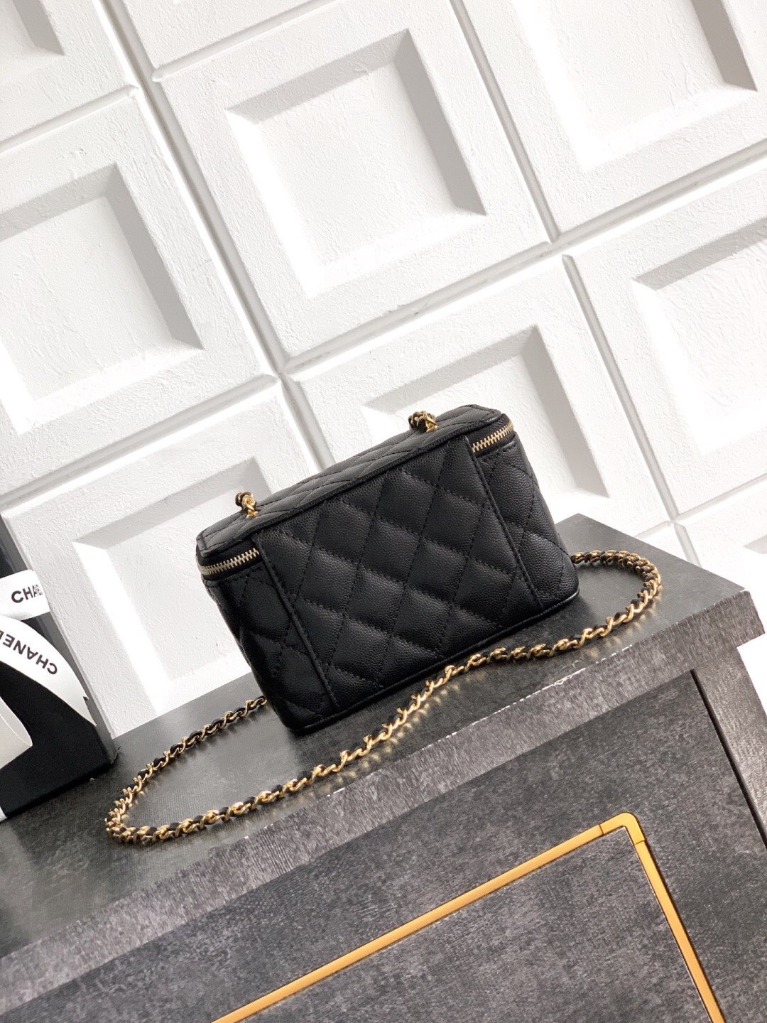 Chanel 26C Chain Crossbody Box Bag AP5039 - Image 3