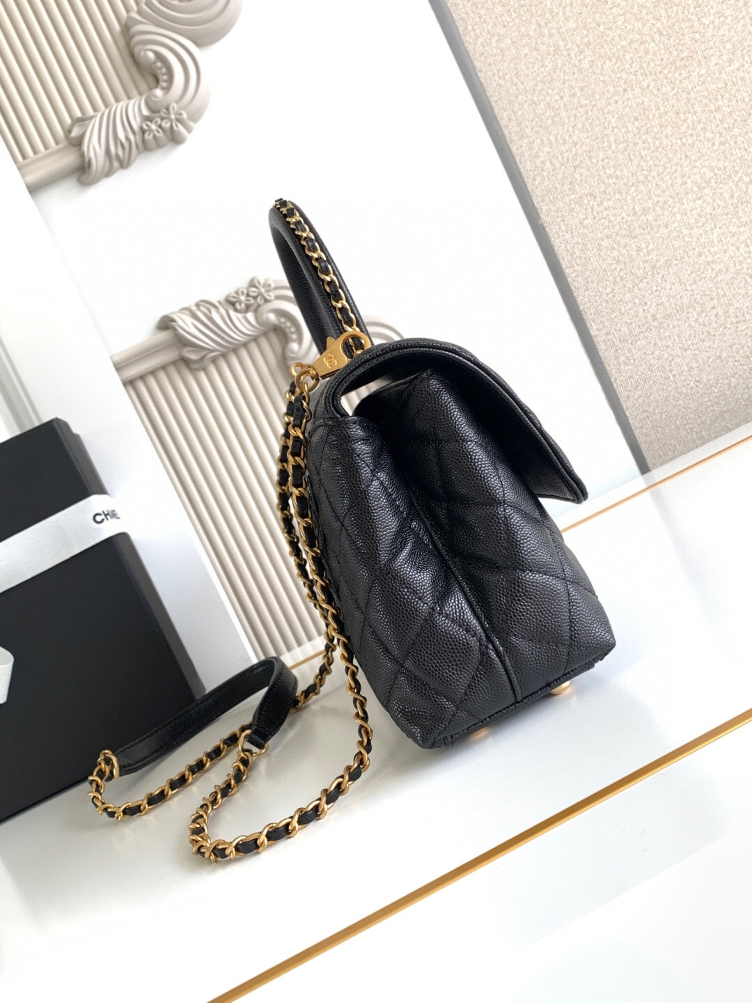 Chanel Coco Handle Classic Top-Handle Crossbody Bag - Image 3
