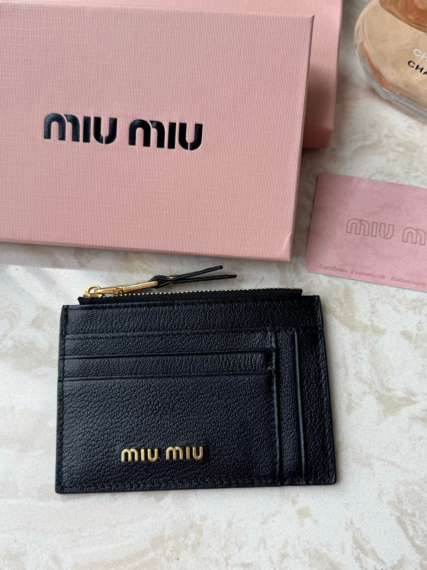 Miu Miu Leather Slim Wallet - Image 3