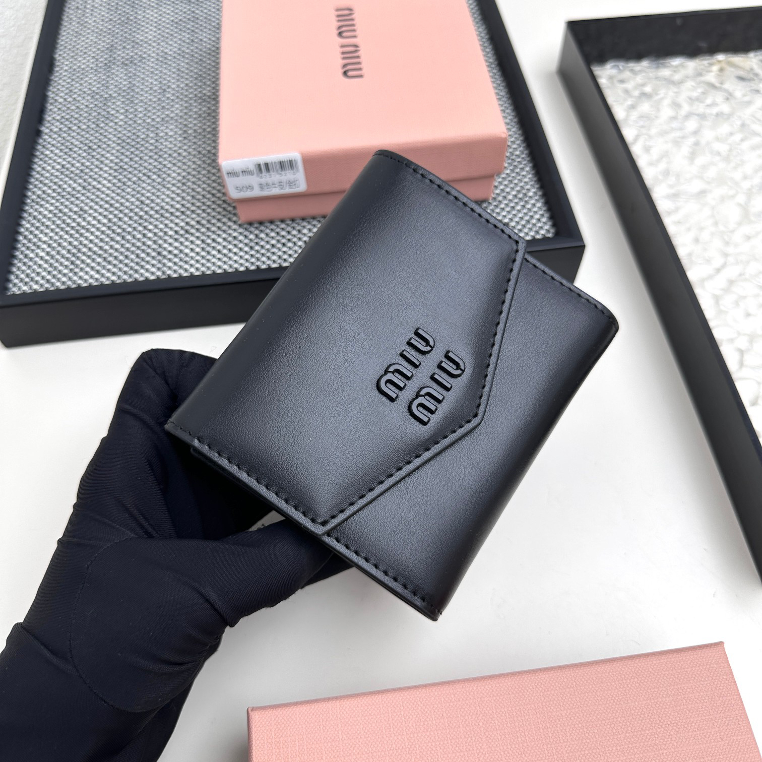 Miu Miu Trifold Leather Wallet - Image 3