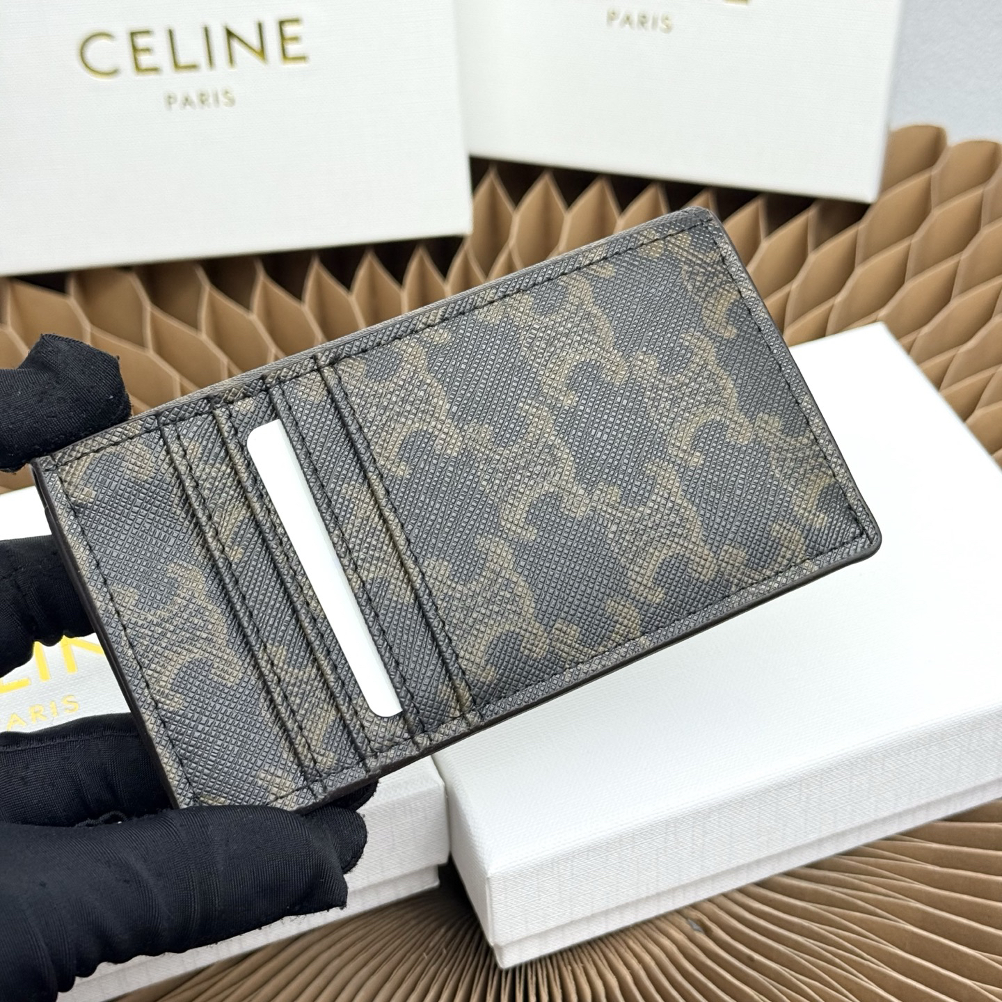 Celine Triomphe Flap Long Card Holder - Image 3