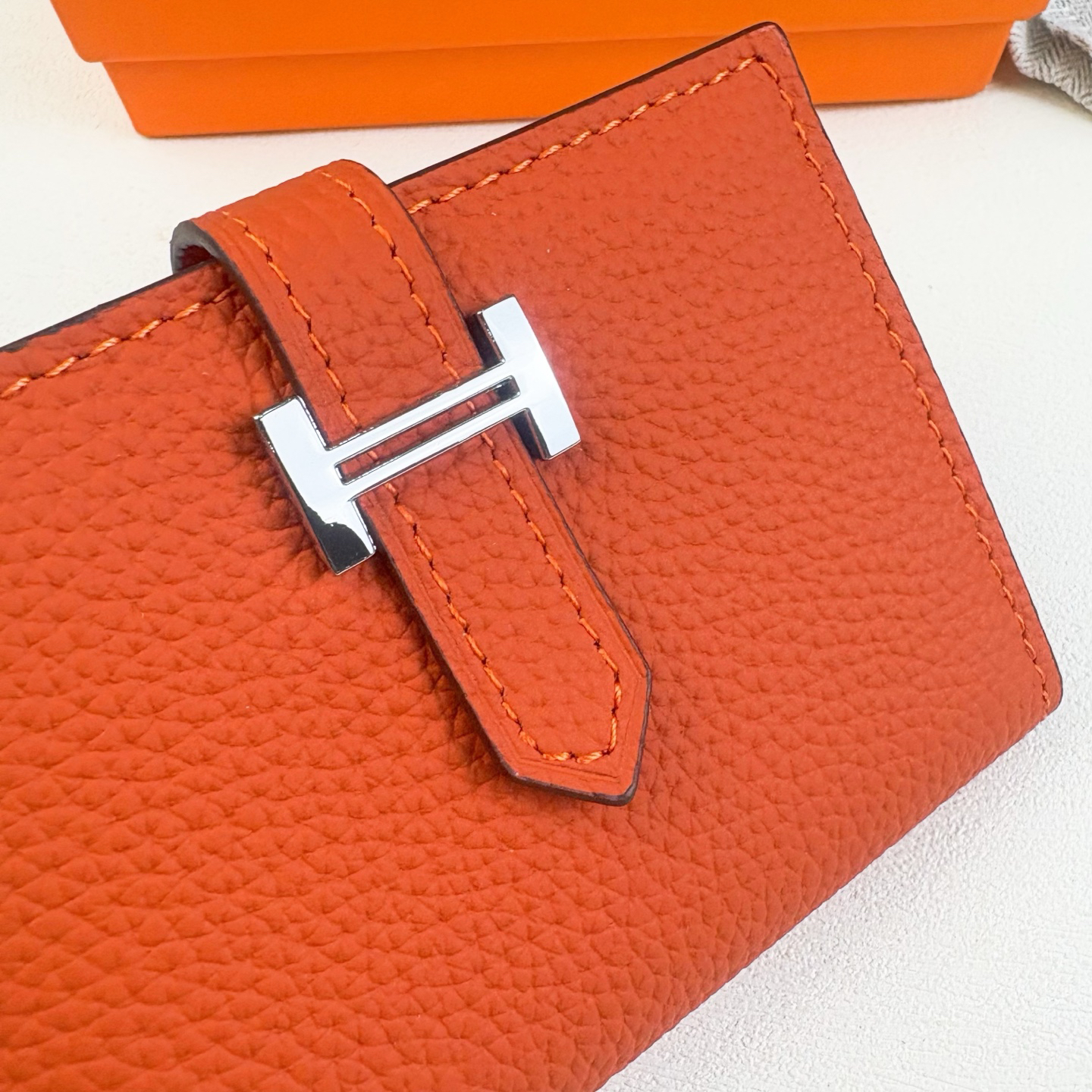 Hermès Togo Leather Card Holder - Image 3