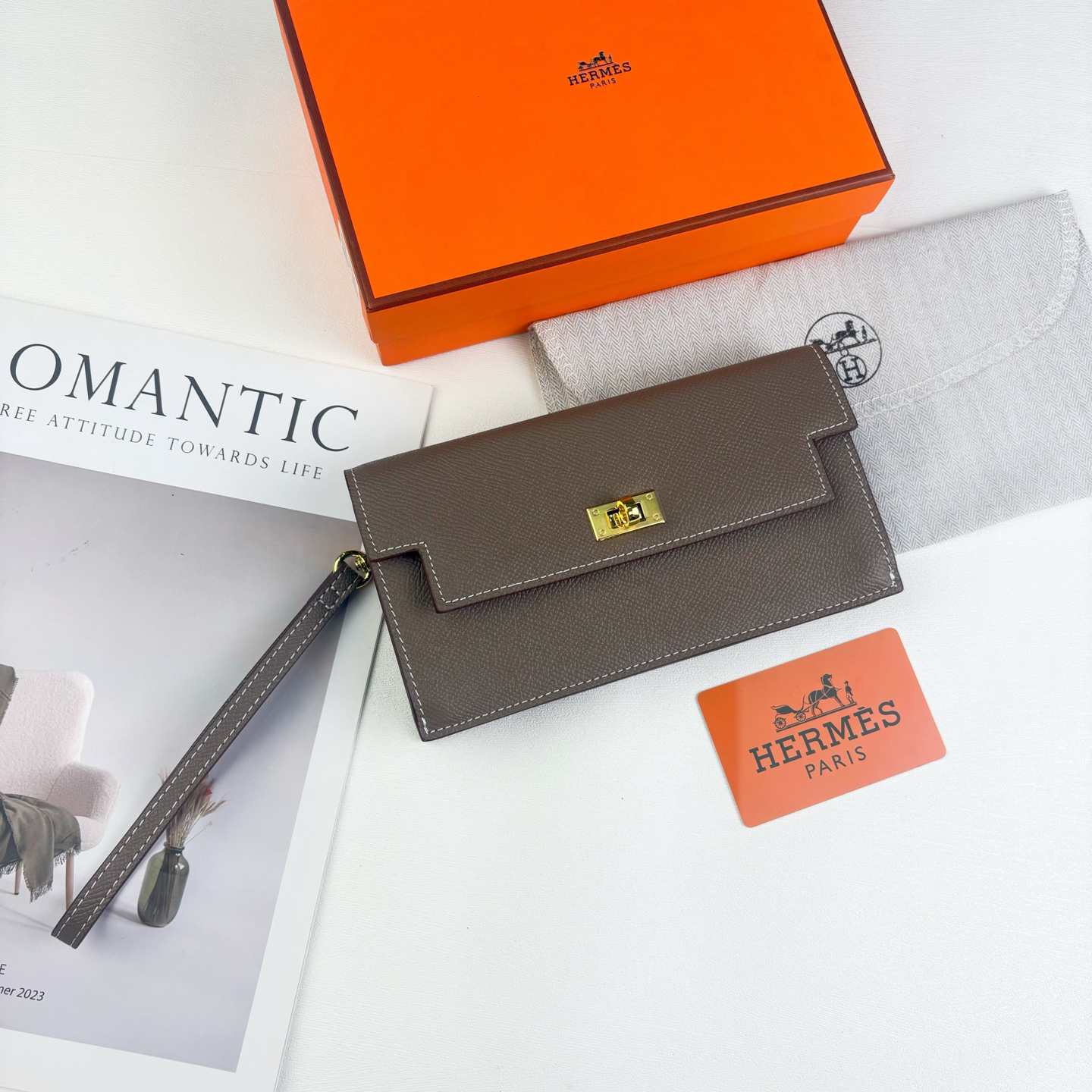 Hermès Kelly Long Wallet in Calfskin - Image 3