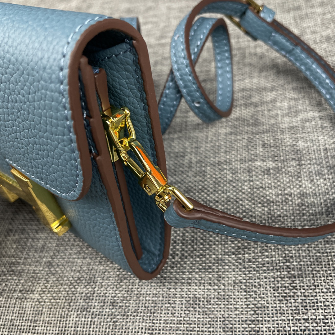 Hermes Constance 537-2 Mini Leather Chain Bag - Image 3