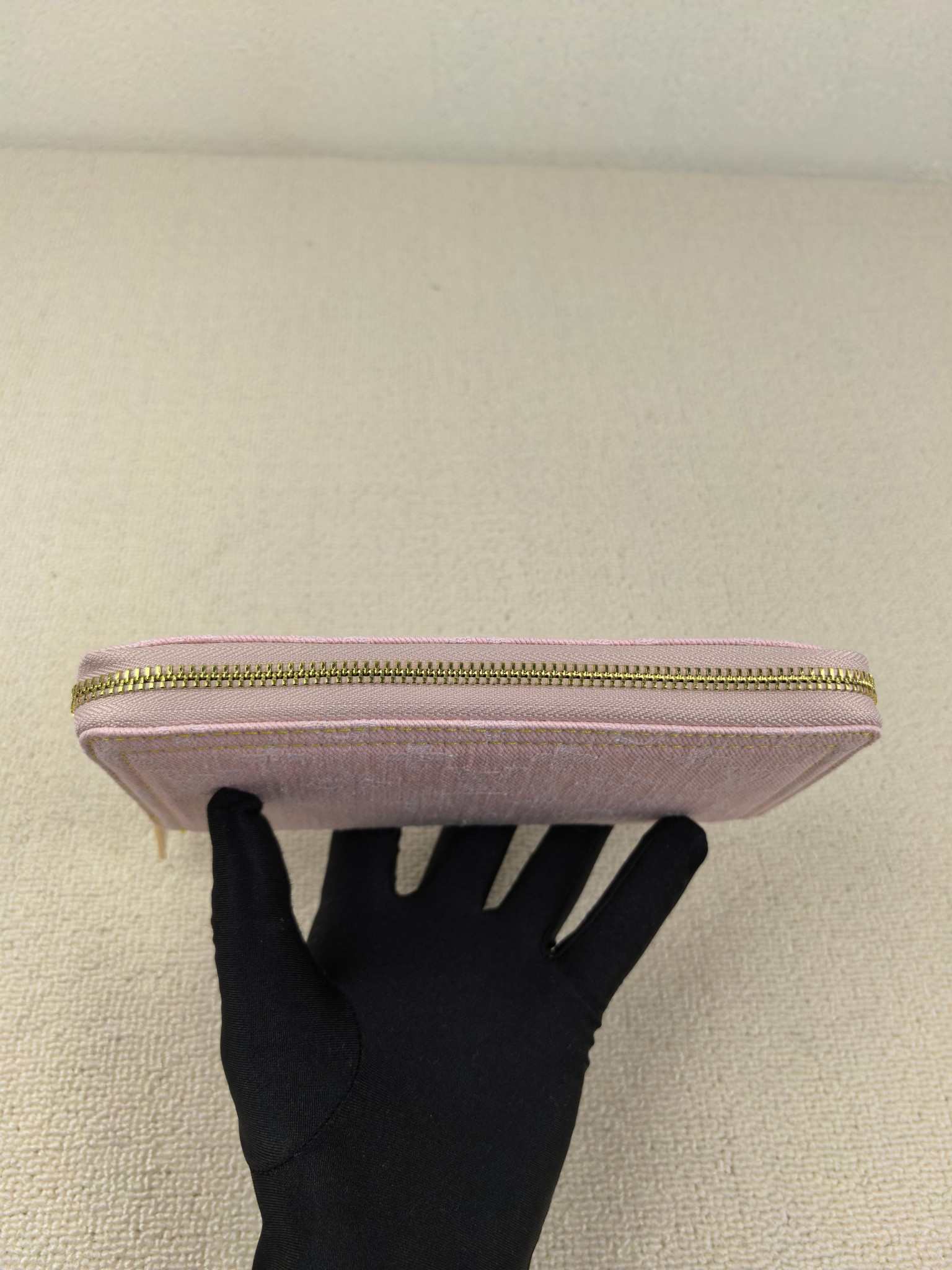 Louis Vuitton Zippy Wallet M82958 in Monogram Denim - Image 3