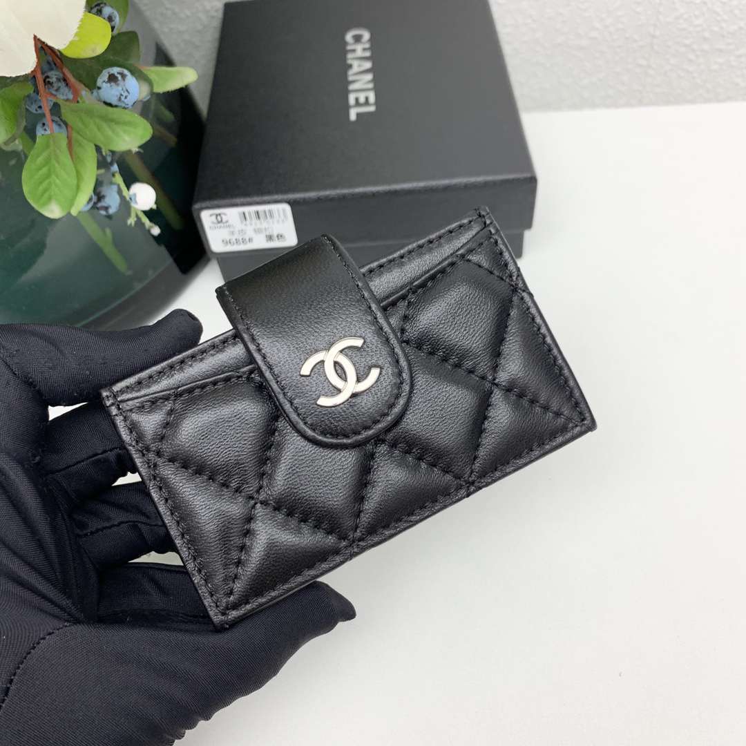 CHANEL AP1081 Large Quilted Goatskin Tri-Fold Wallet - Image 3