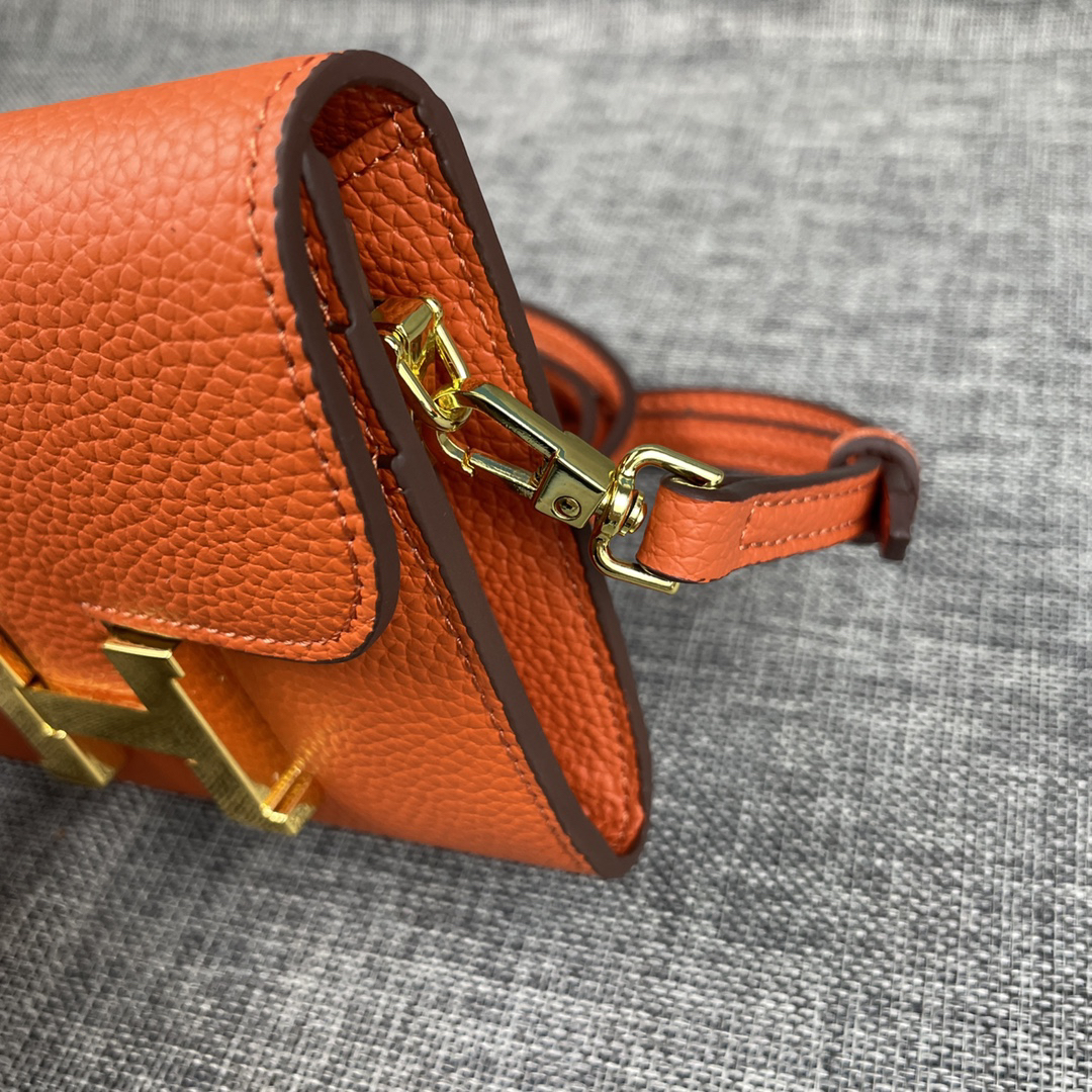Hermès Constance Leather Shoulder Bag - Image 3