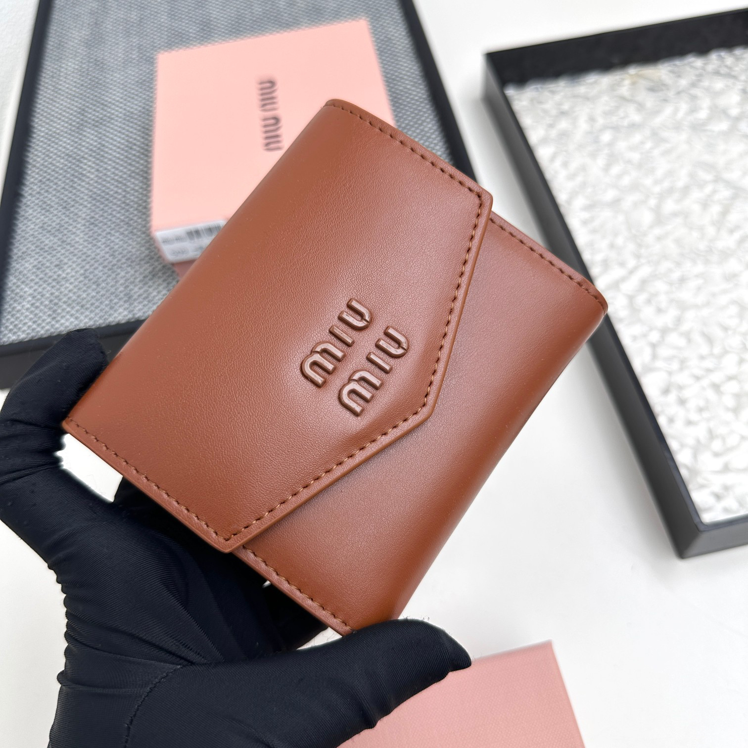 Miu Miu Tri-Fold Leather Wallet - Image 3