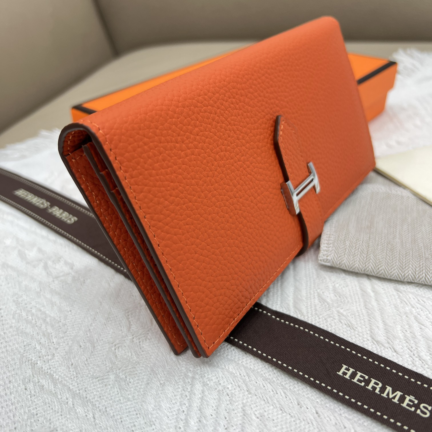 Hermes Leather Zipper Wallet - Image 3