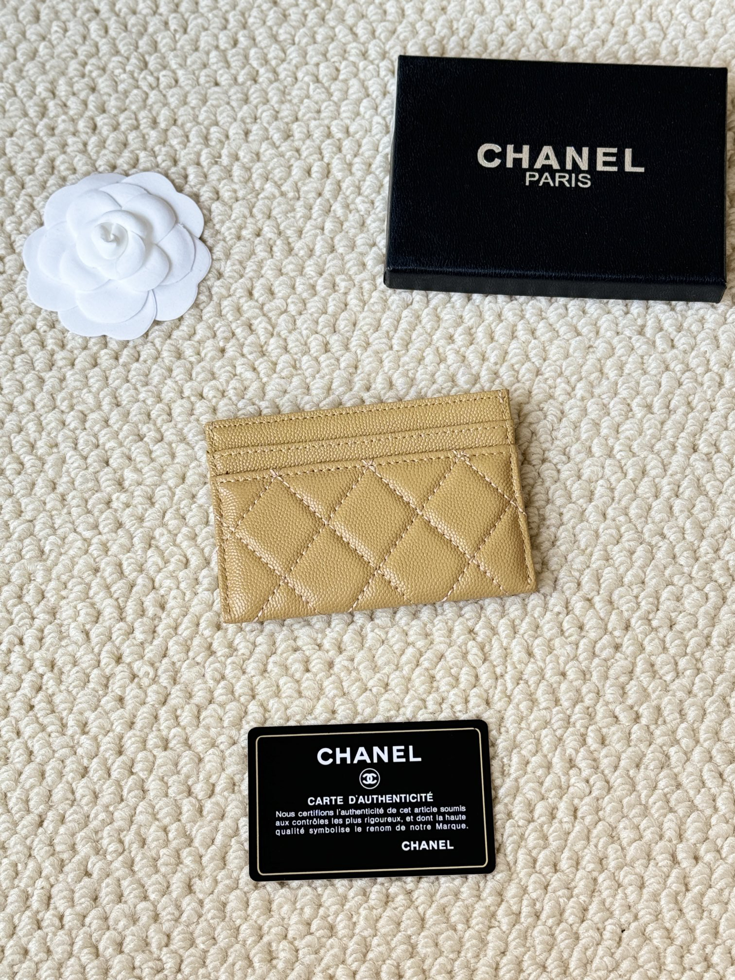 Chanel Card Holder Model 3188 with Double C Hardware - Image 3