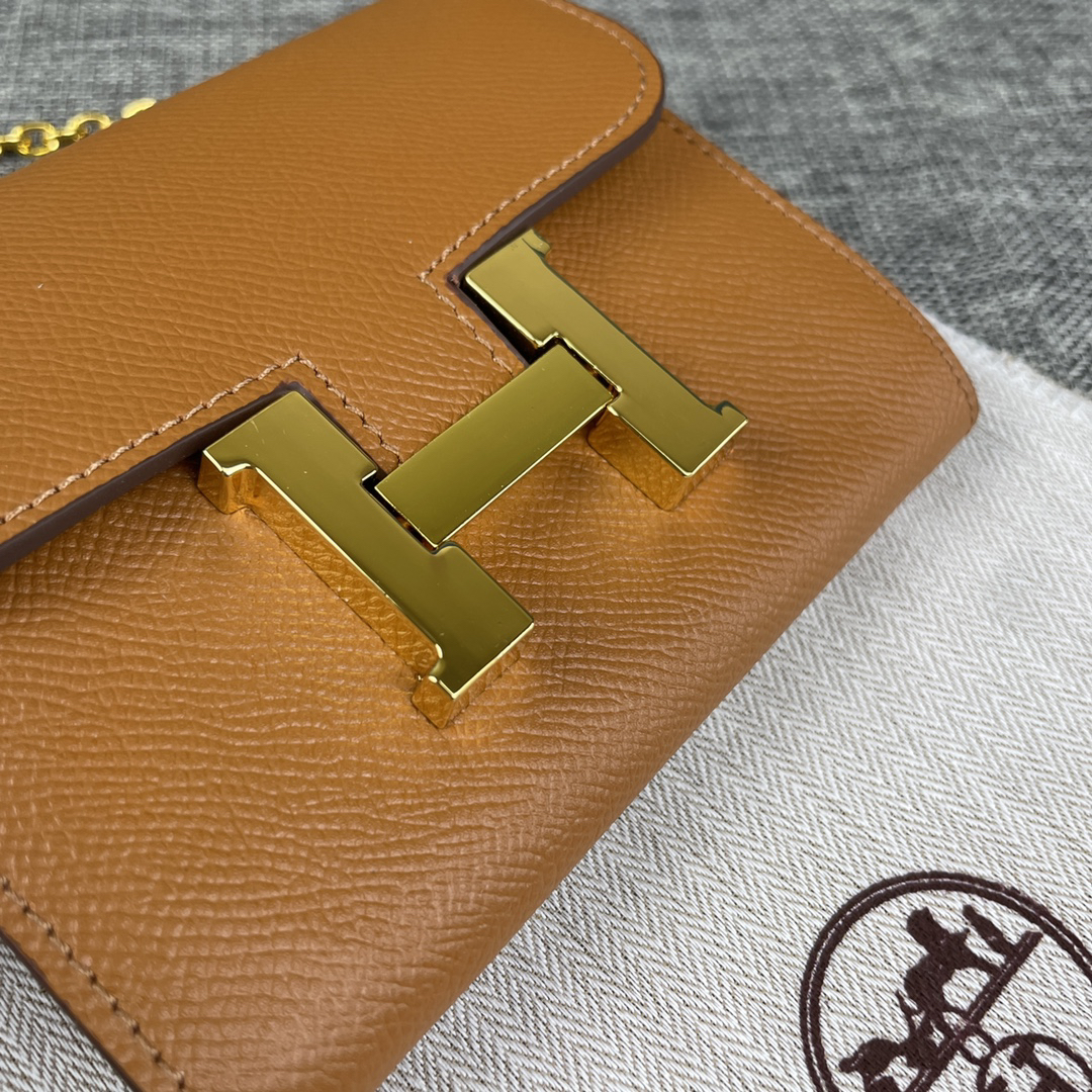 Hermès Constance Shoulder Bag - Image 3