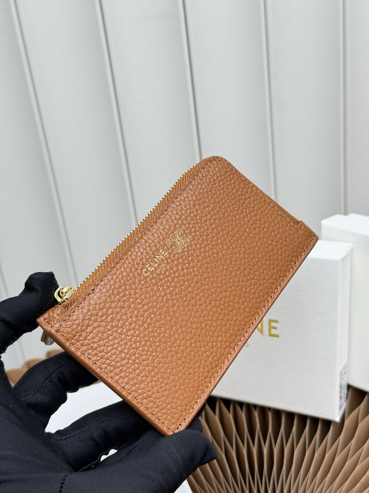 Celine Triomphe Long Zipped Card Holder - Image 3
