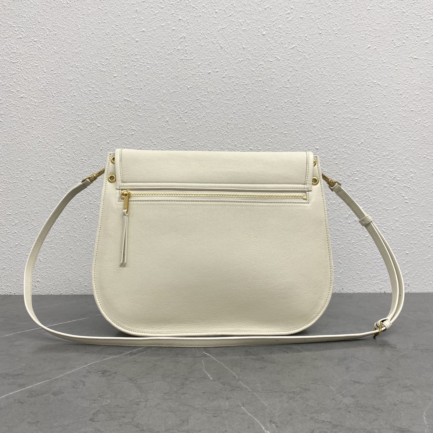 Celine Soft Triomphe Besace Shoulder Bag - Image 3