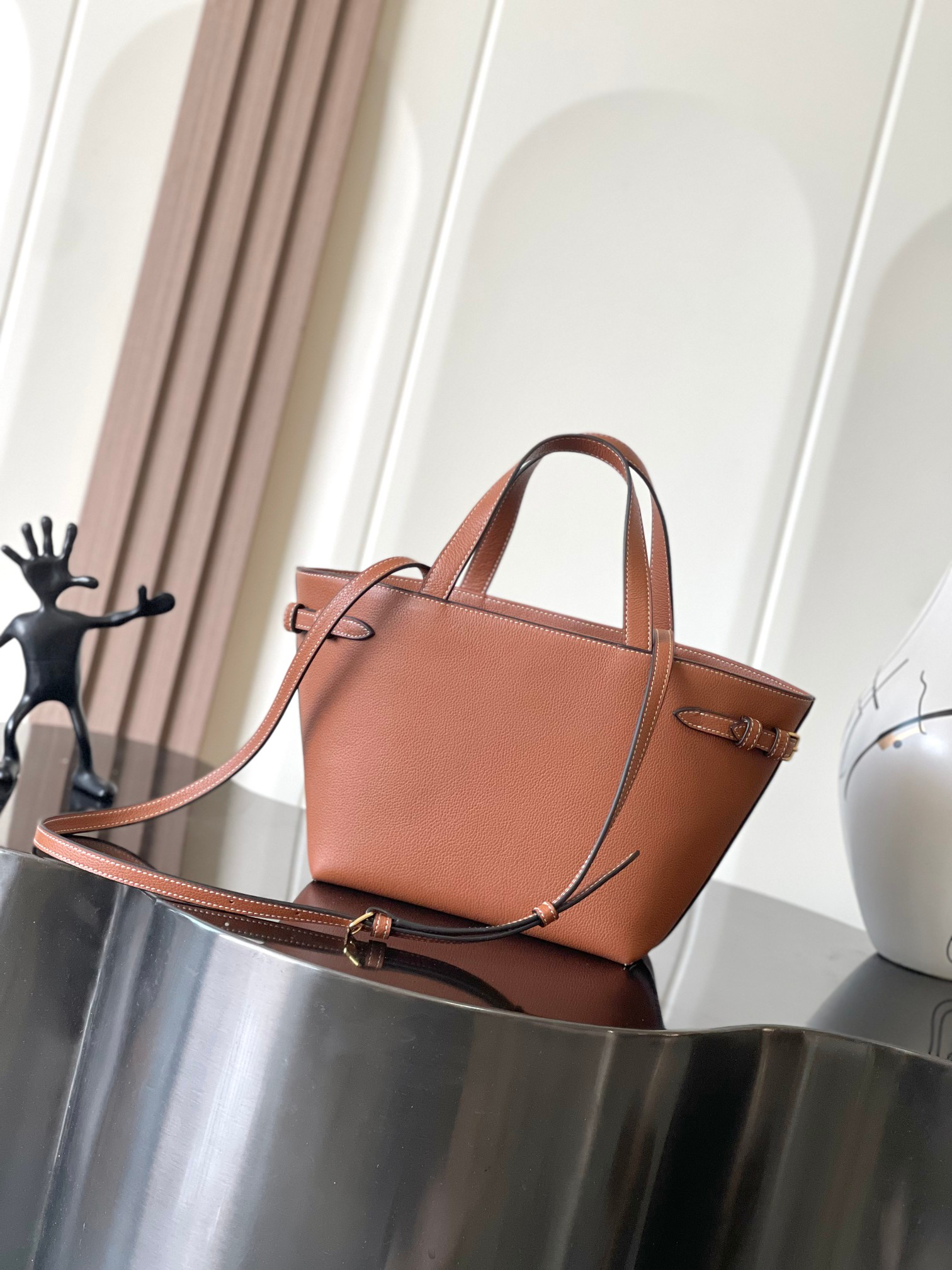 CELINE 25 Cabas Anais Mini Grainy Calfskin Tote Bag - Image 3