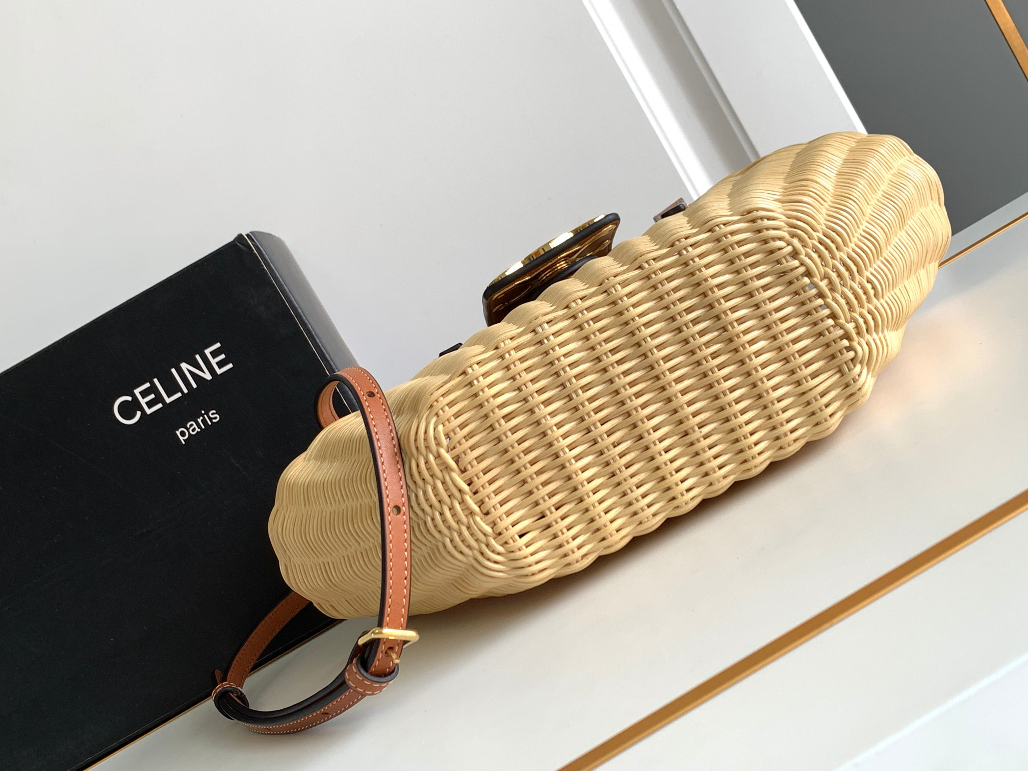 Celine Teen Couffin Wicker and Natural Calfskin Bag - Image 4