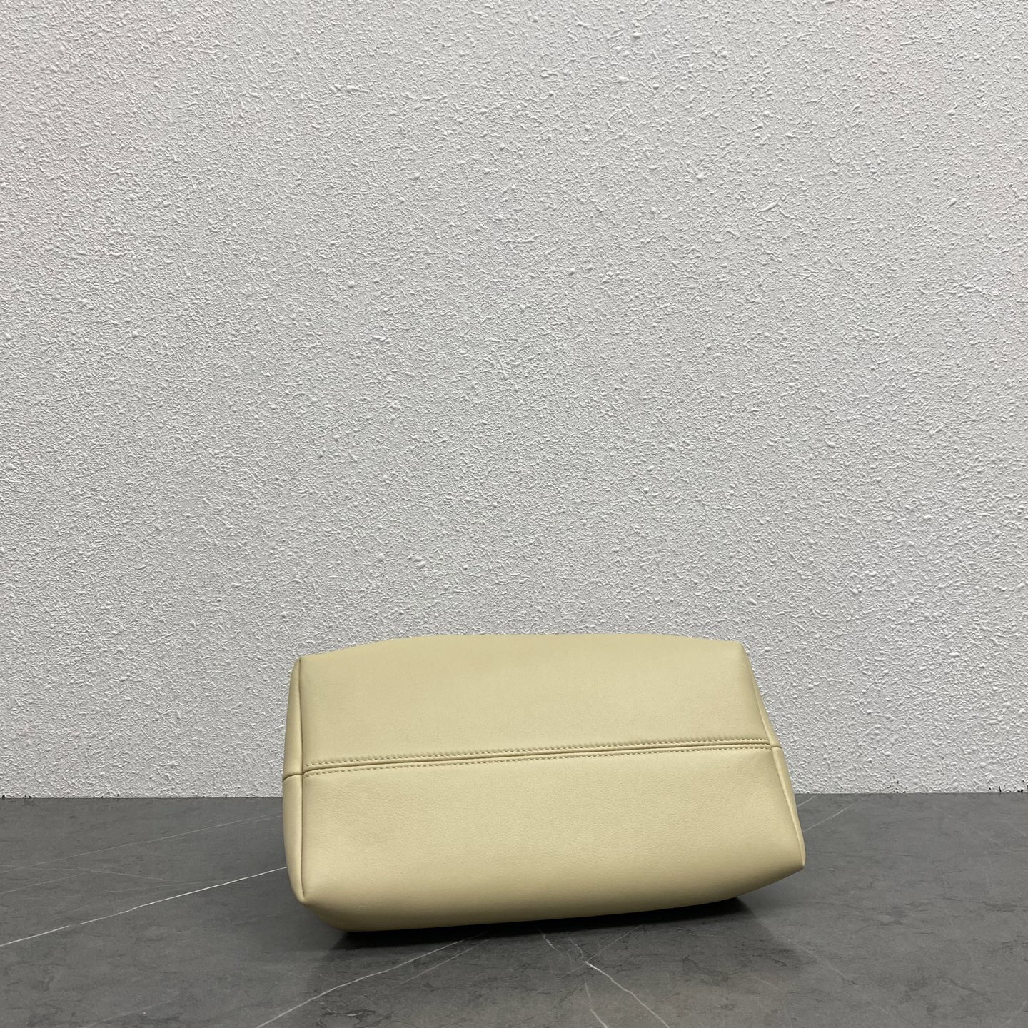 Ce Doctor Small Leather Crossbody Bag - Image 4