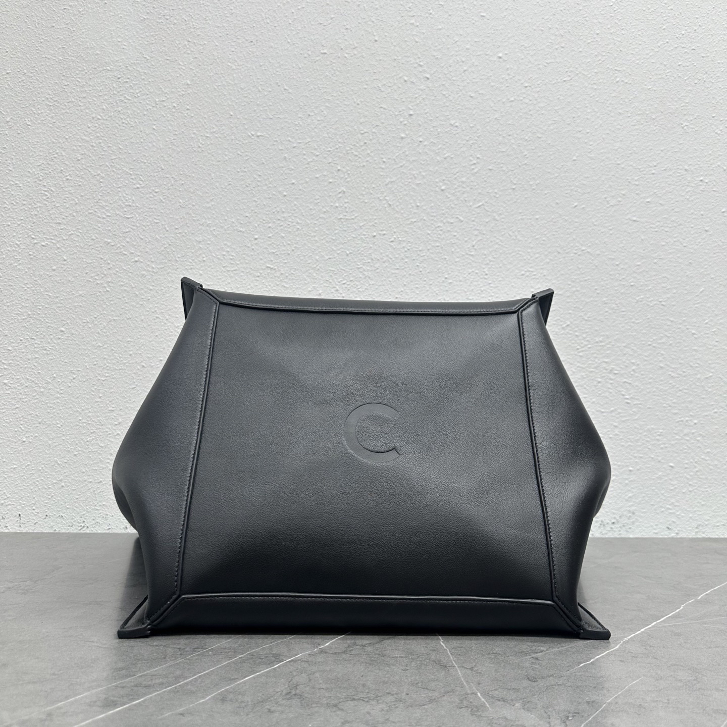 CE CUBE Medium Leather Tote Bag - Image 4
