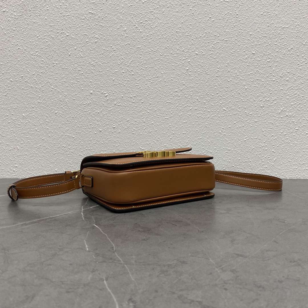 Triome Classic Cowhide Crossbody Bag - Image 4