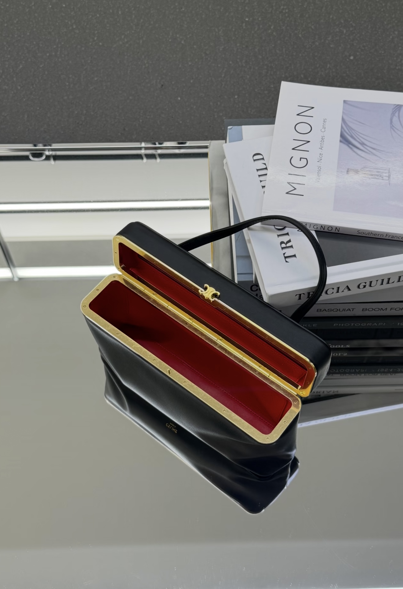 CELINE East-West Triome Frame Handbag - Image 4