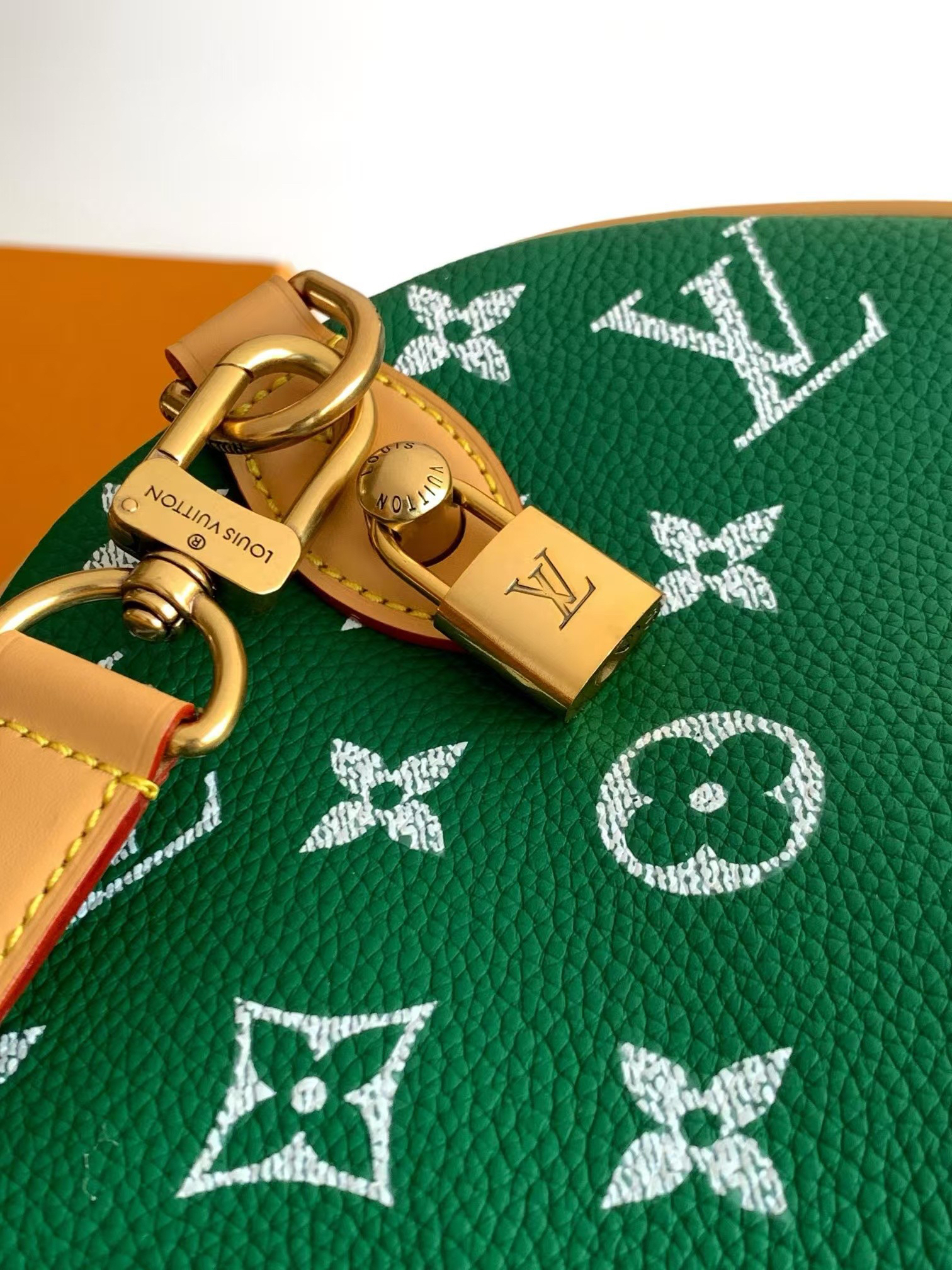 Speedy P9 Bandoulière 40 Handbag - Image 4
