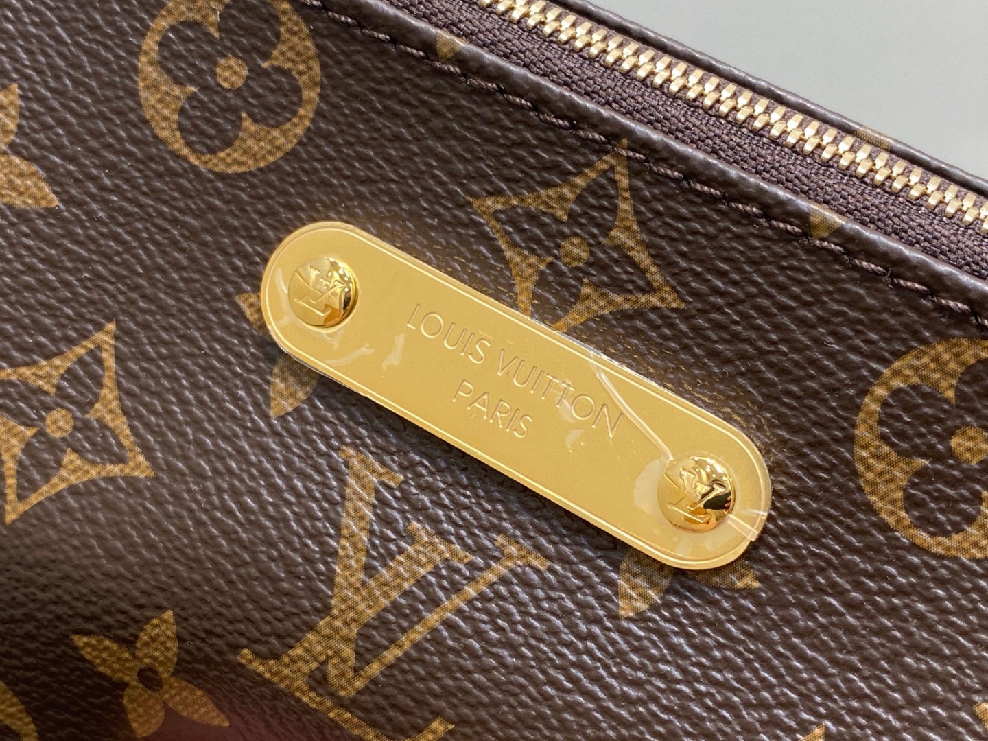 Louis Vuitton Pochette Eva Monogram Clutch Bag - Image 4