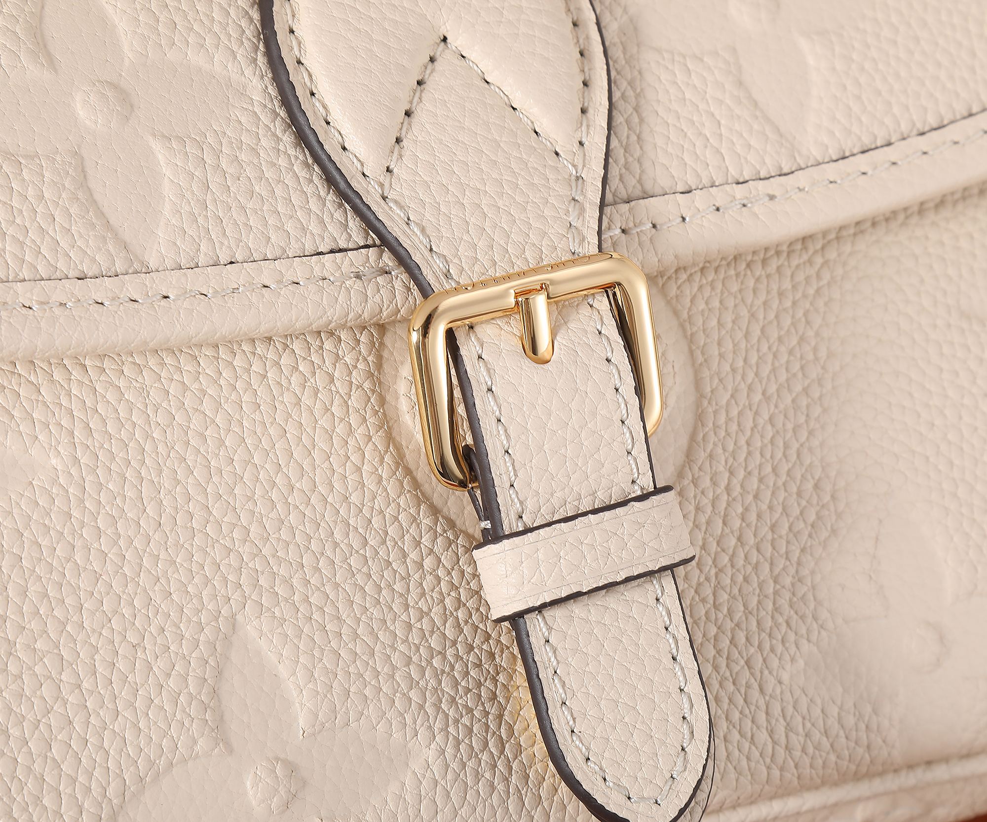 Louis Vuitton Diane Monogram Empreinte Shoulder Bag - Image 4