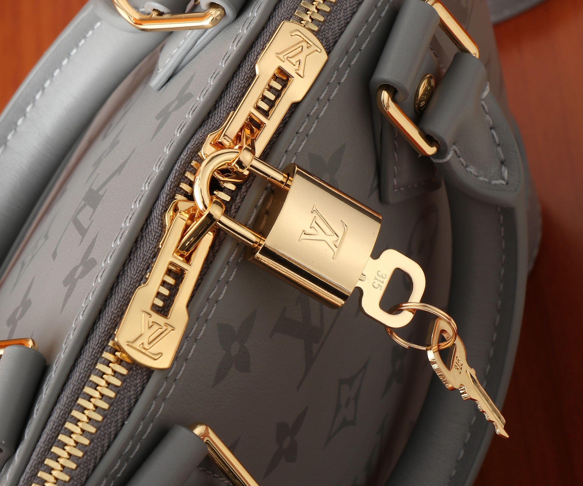 Louis Vuitton Alma BB Monogram Ink Crossbody Bag - Image 4