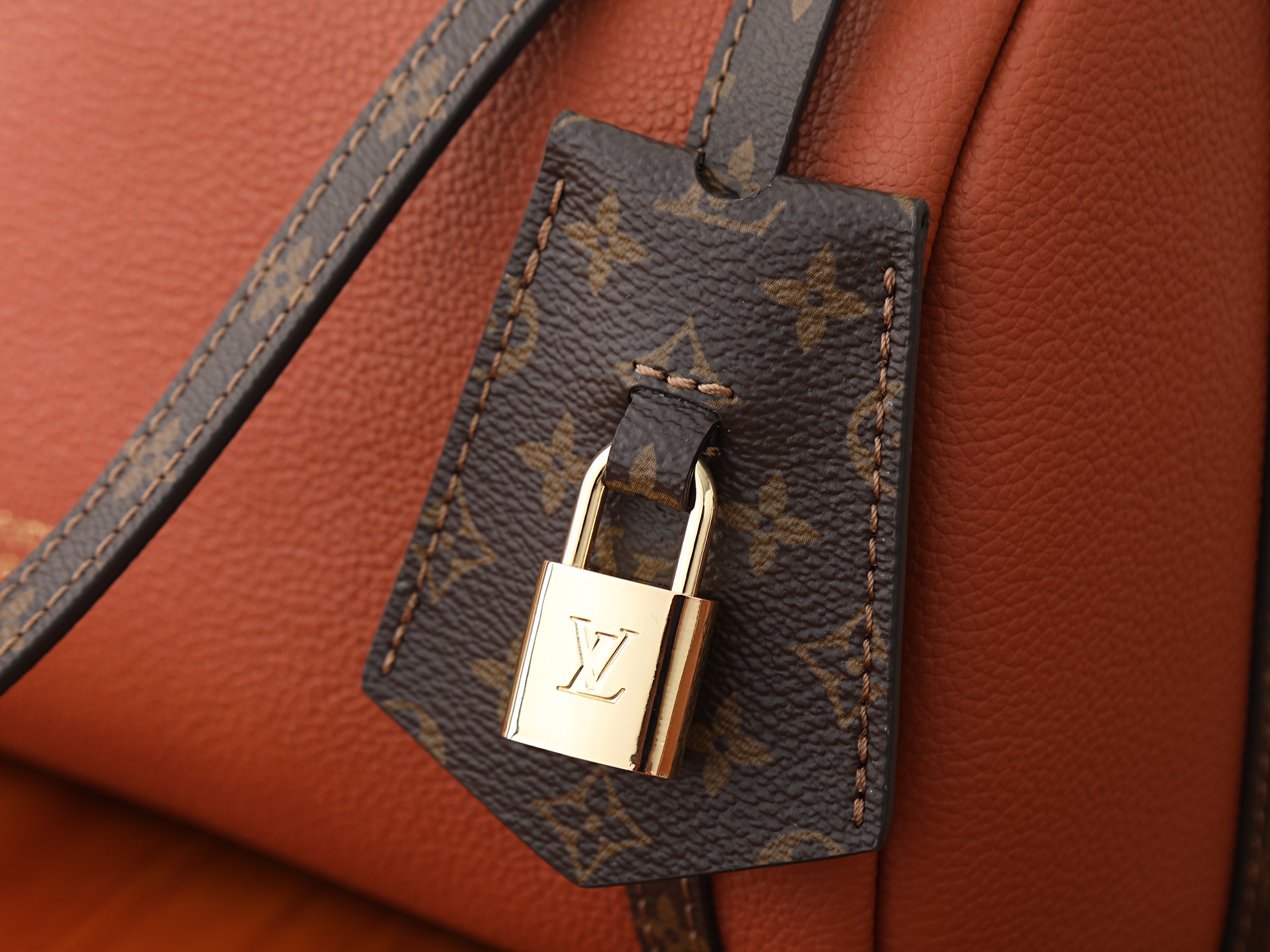 Louis Vuitton Express Small Handbag from the Flight Mode Collection - Image 4