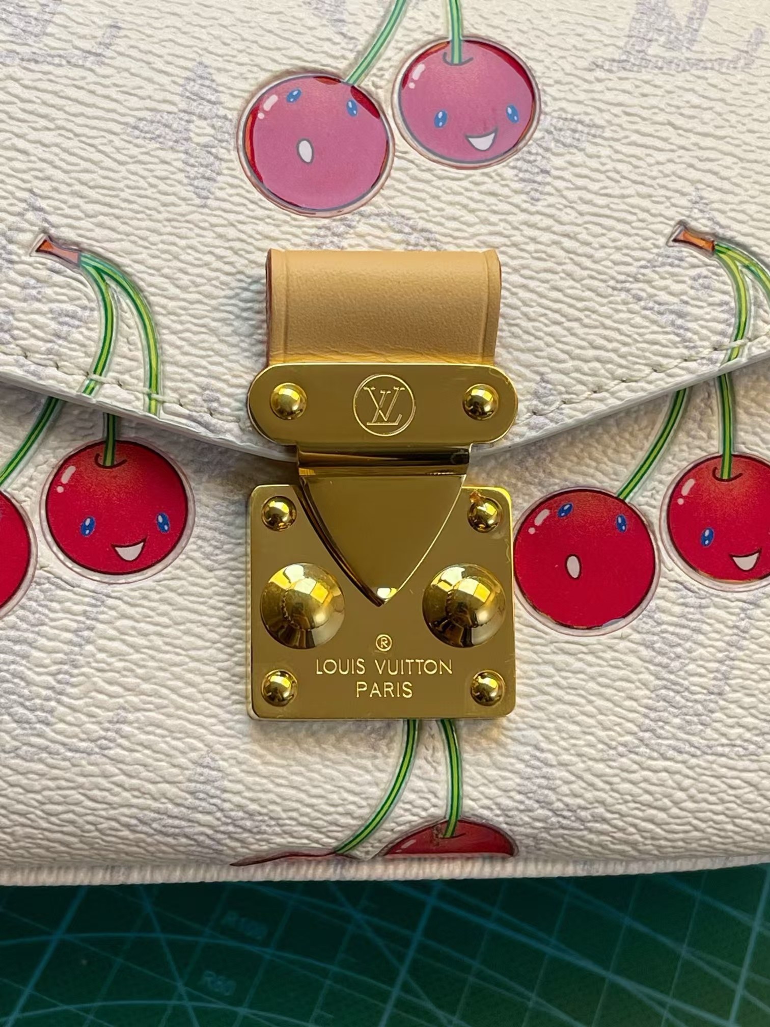 Louis Vuitton Pochette Métis East West Monogram Cherry Shoulder Bag - Image 4