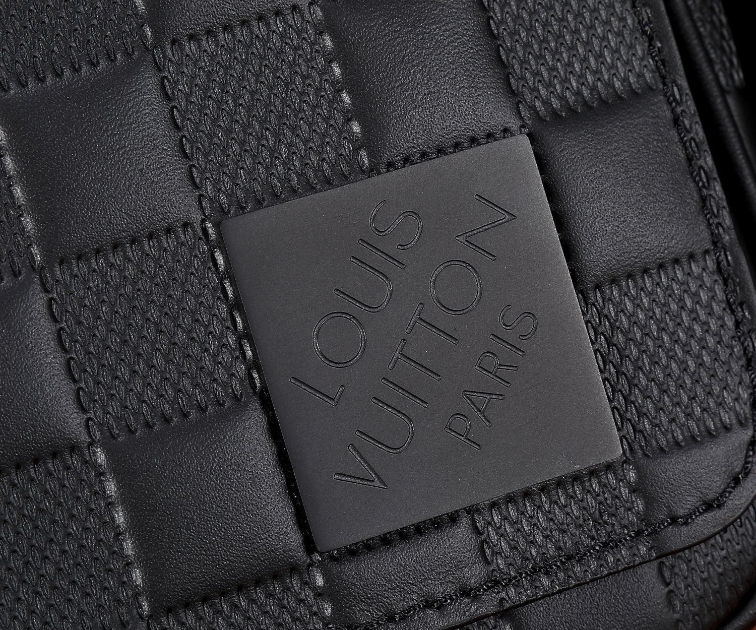 Louis Vuitton District Messenger Bag N42711 - Image 4