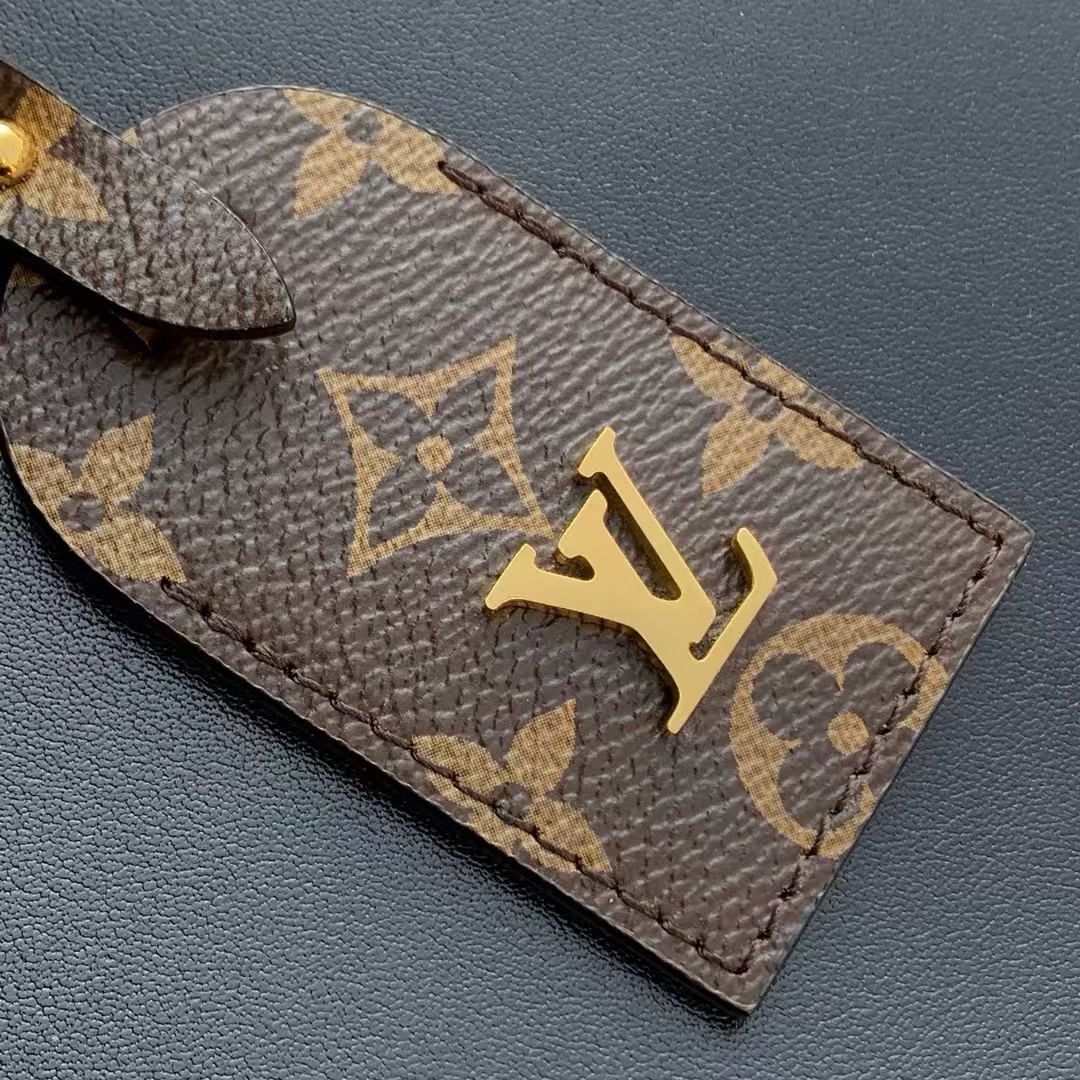 Louis Vuitton Nova Small Handbag M13140 - Image 4