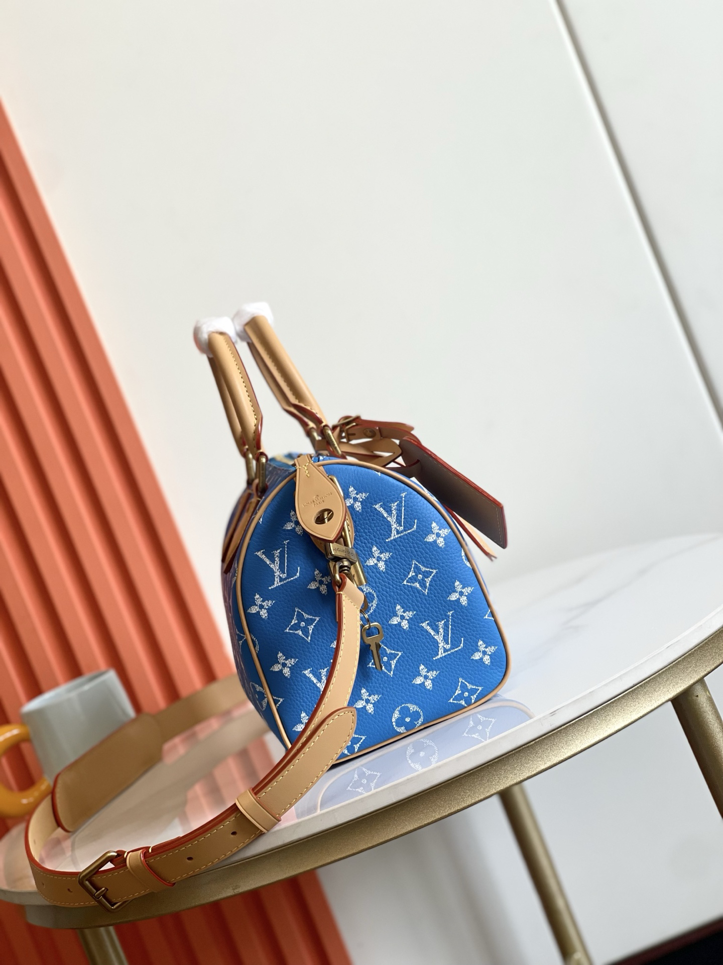 Louis Vuitton Speedy Bandouliere 25 Monogram Leather Crossbody Bag - Image 4